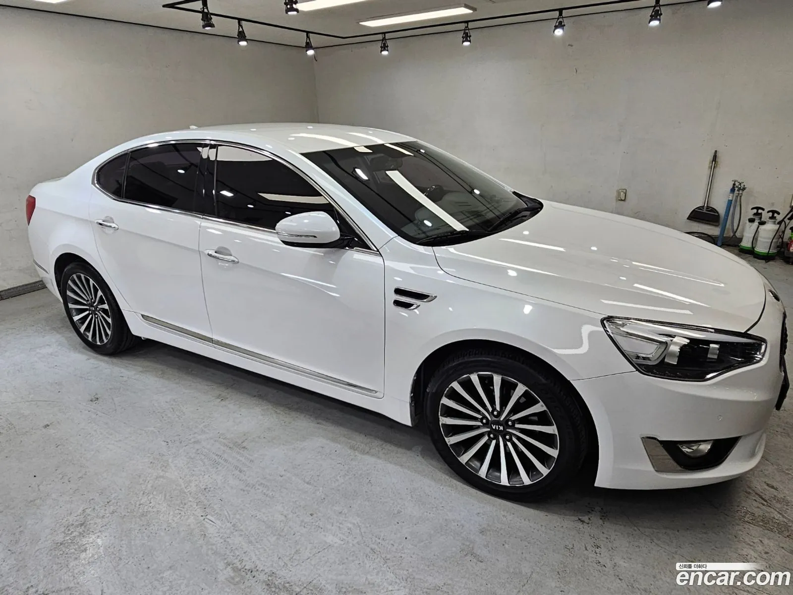 Kia K7 2012 — 2