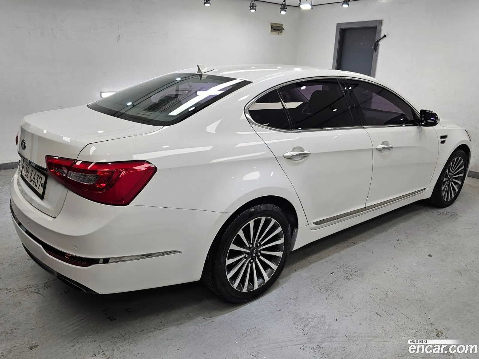 Kia K7 2012 — 11