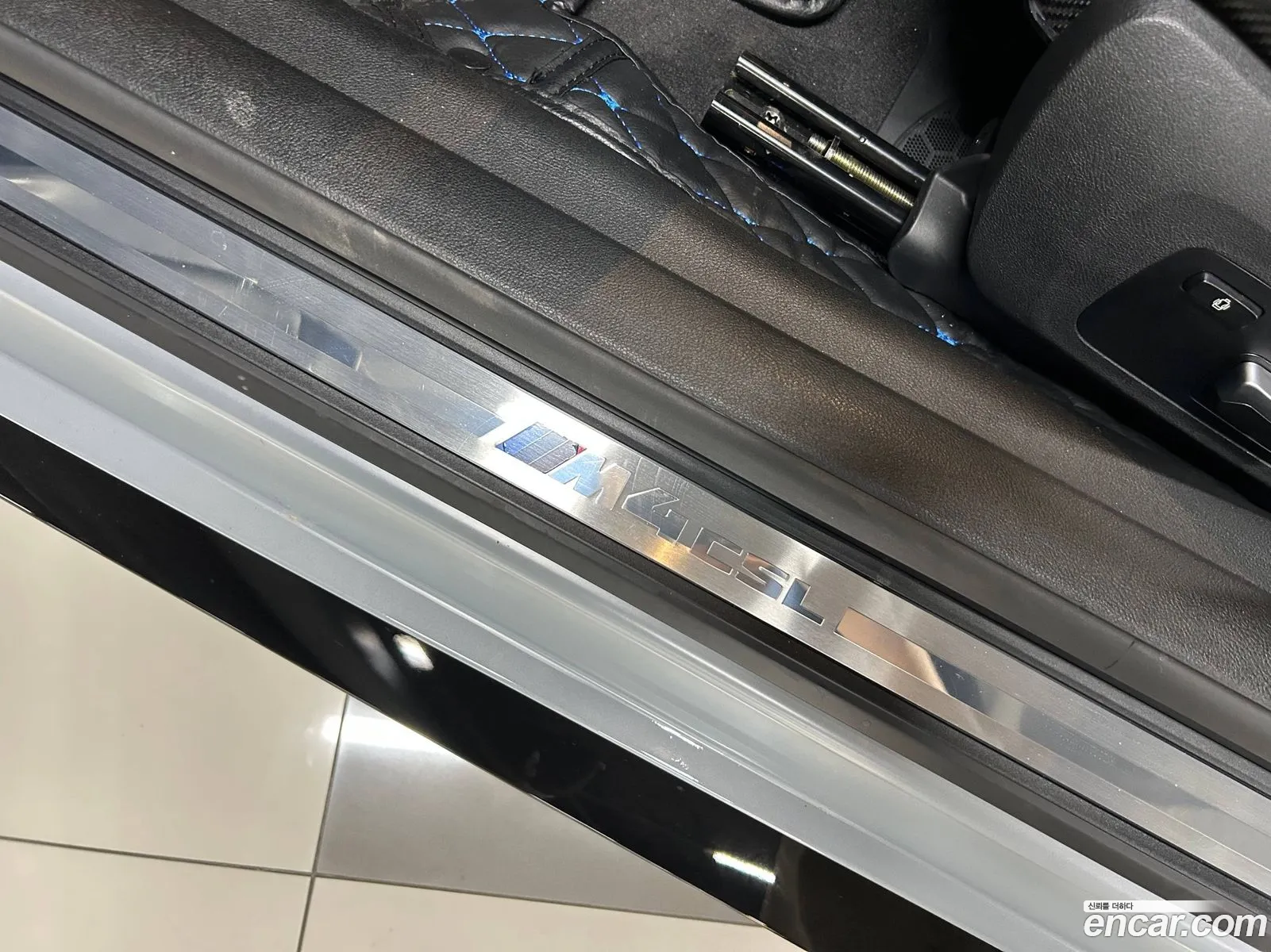 BMW M4 2023 — 2
