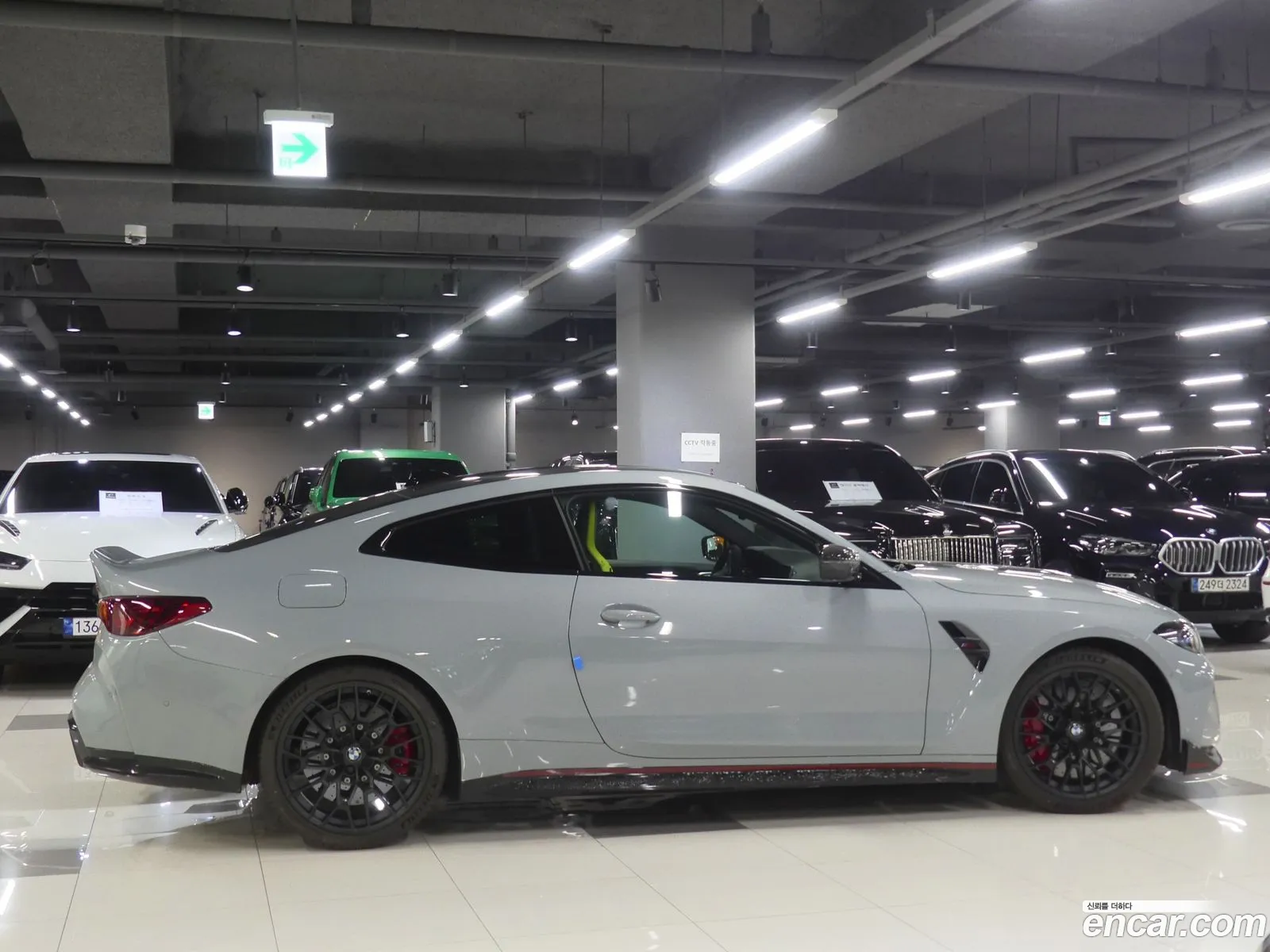 BMW M4 2023 — 8
