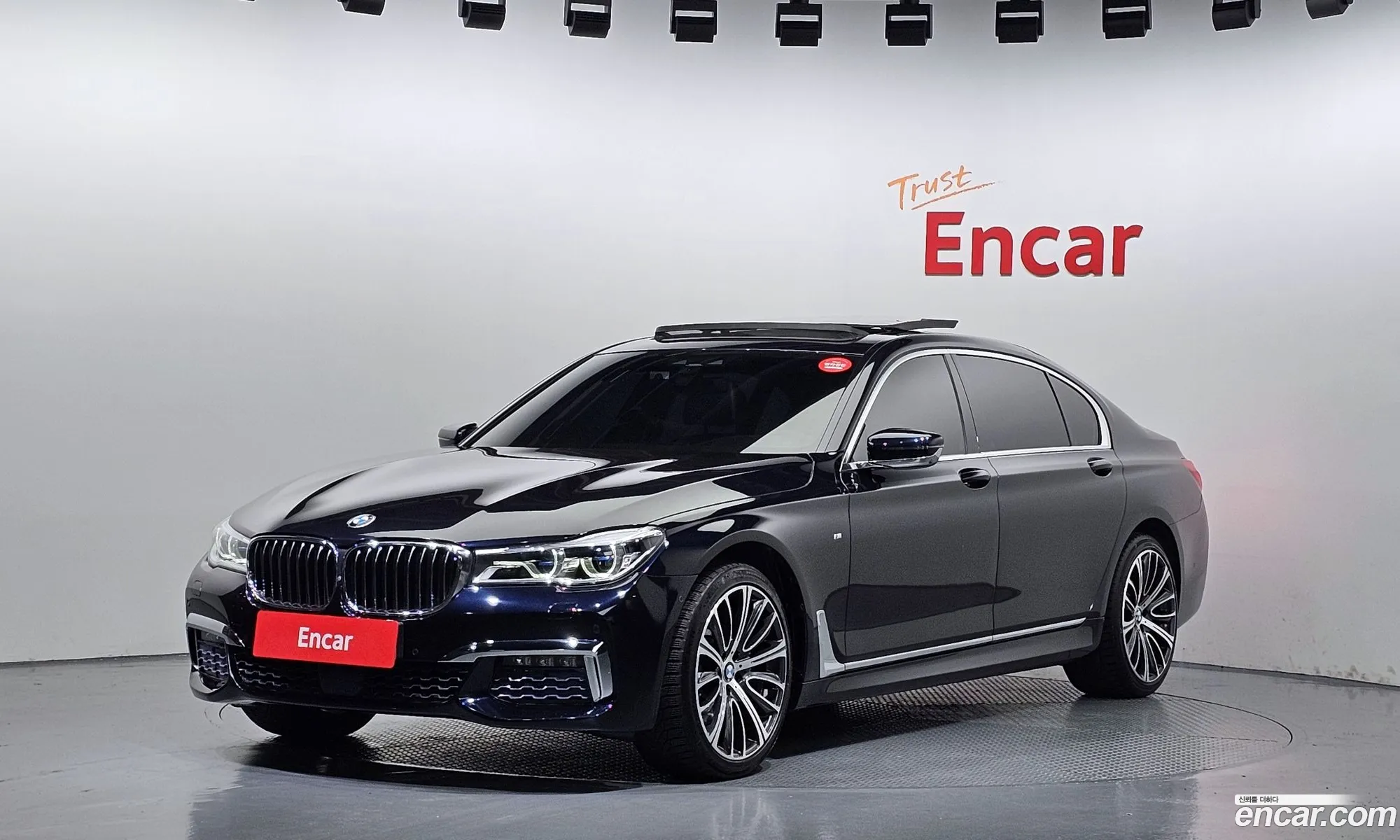 BMW 7 Series 2017 WBA7G6105HG680182 — 3