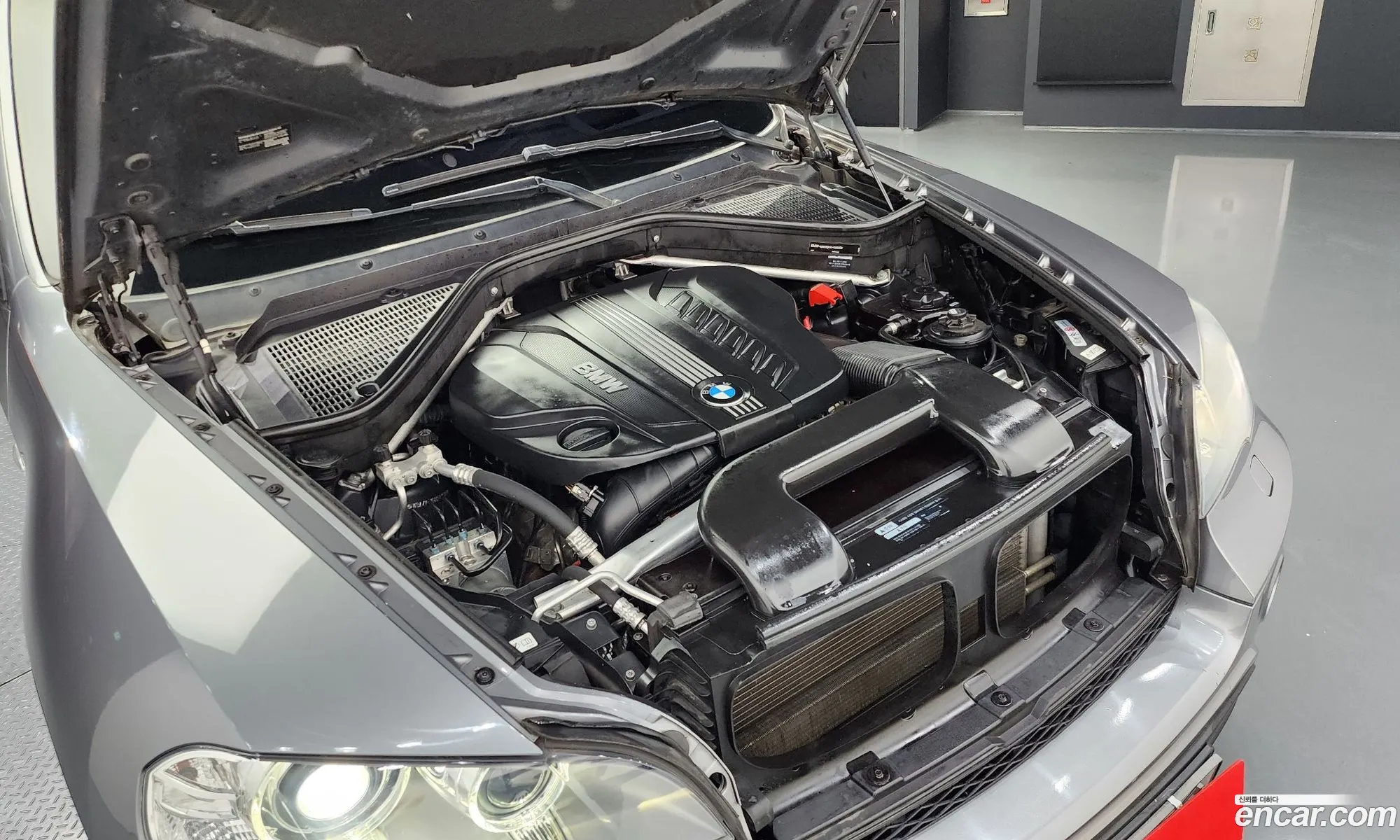 BMW X5 2012 — 16