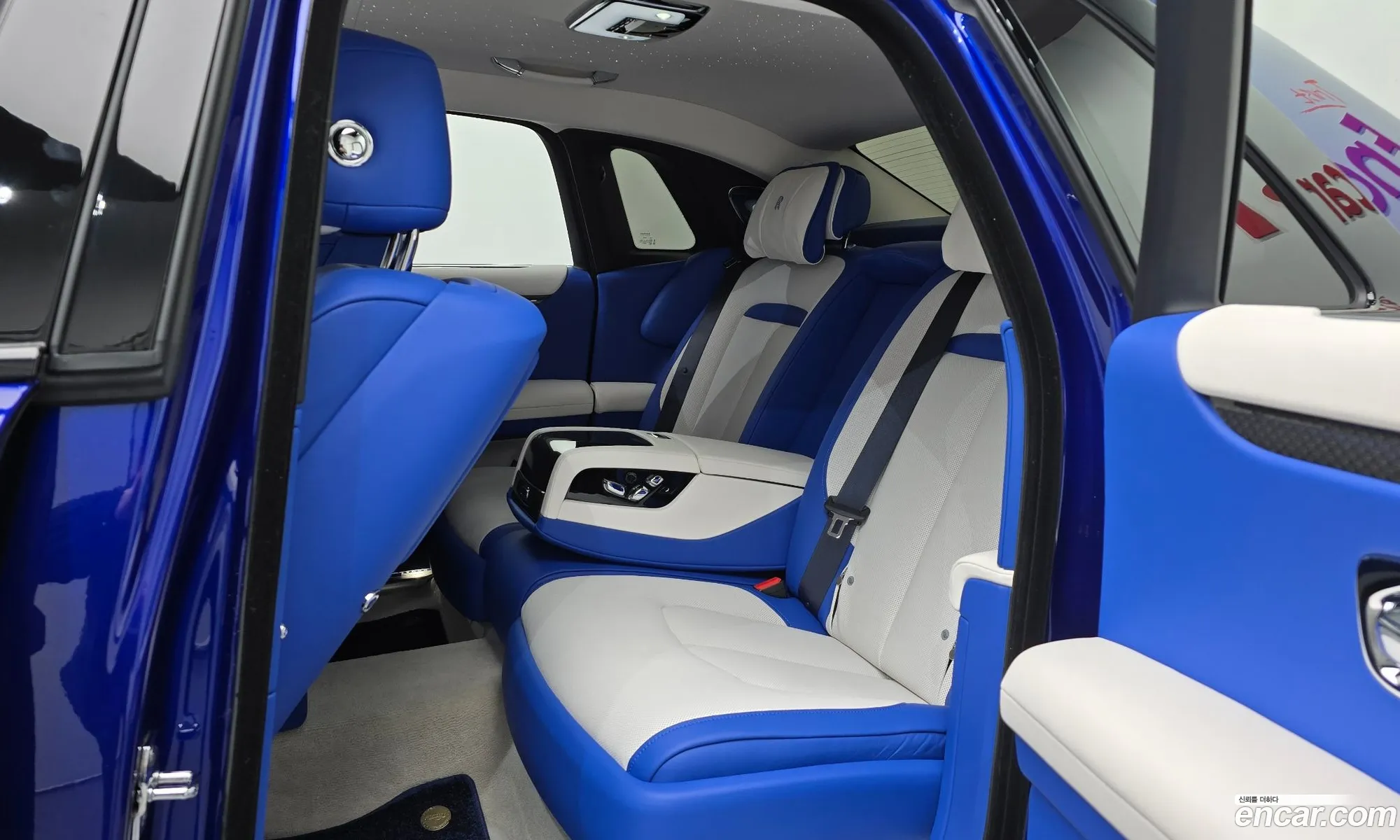 Rolls-Royce Ghost 2022 SCATD610XPU215477 — 11
