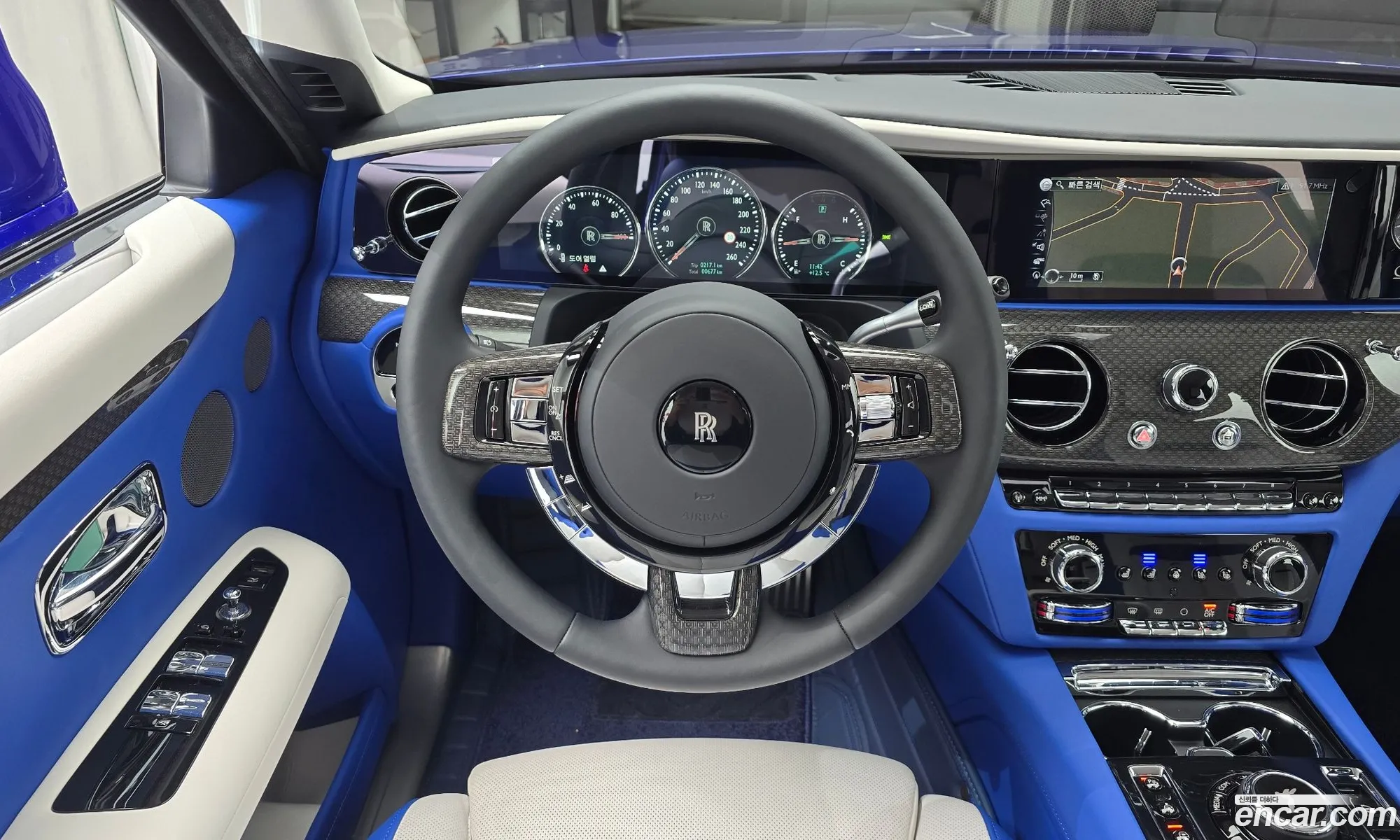 Rolls-Royce Ghost 2022 SCATD610XPU215477 — 2
