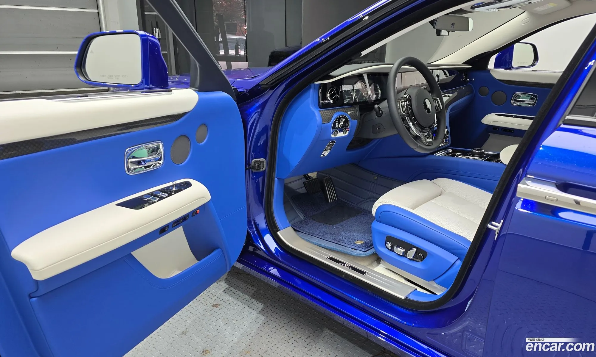 Rolls-Royce Ghost 2022 SCATD610XPU215477 — 10