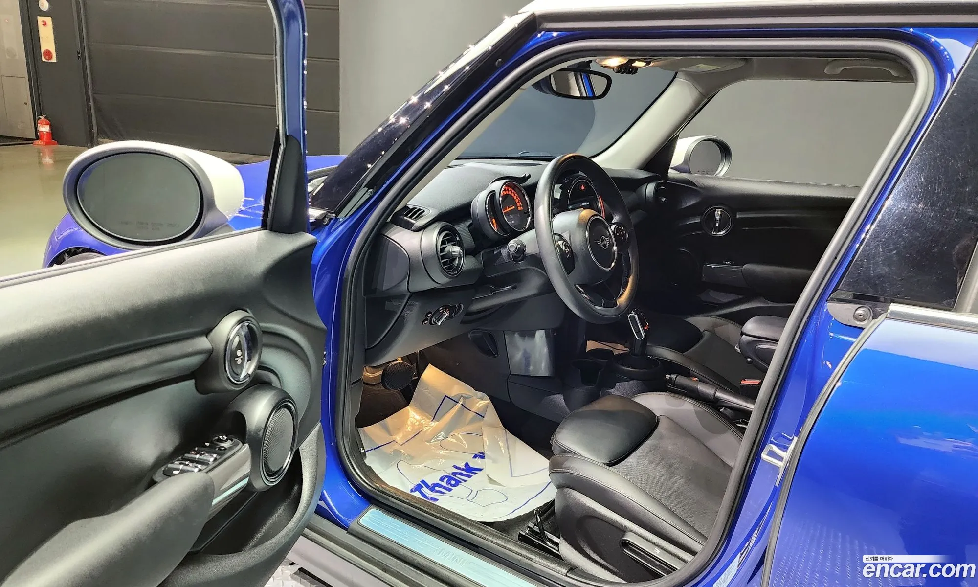 Mini Cooper 2020 — 18
