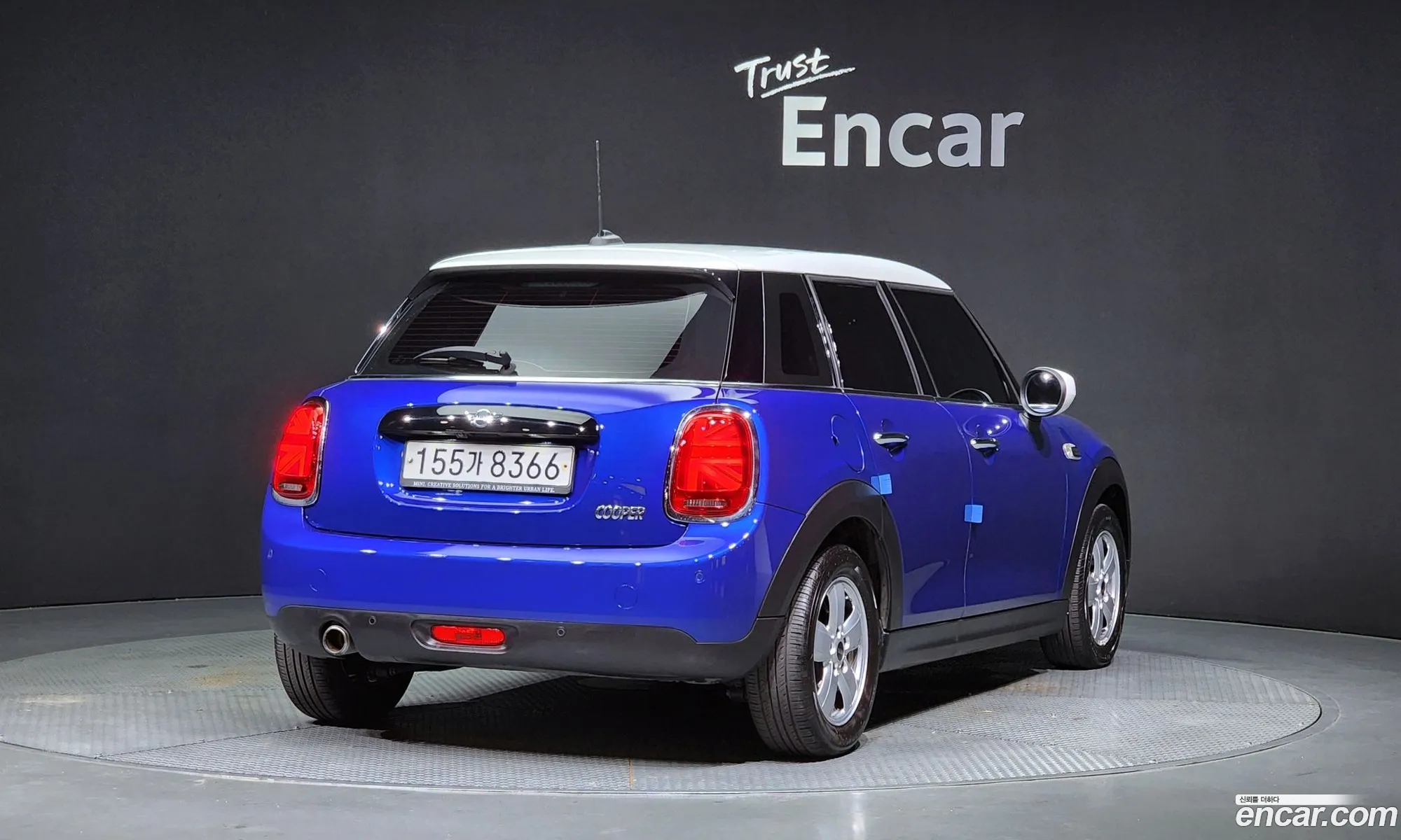 Mini Cooper 2020 — 3
