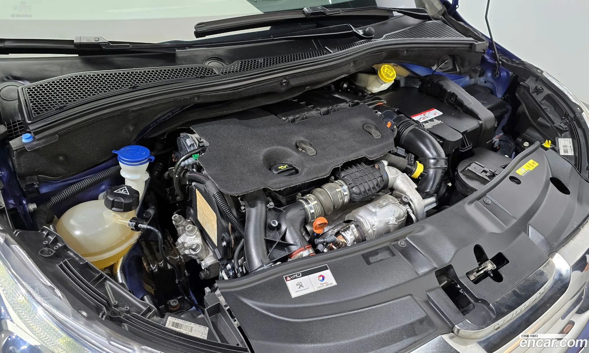 Peugeot 2008 2015 VF3CU9HP8FY044110 — 12