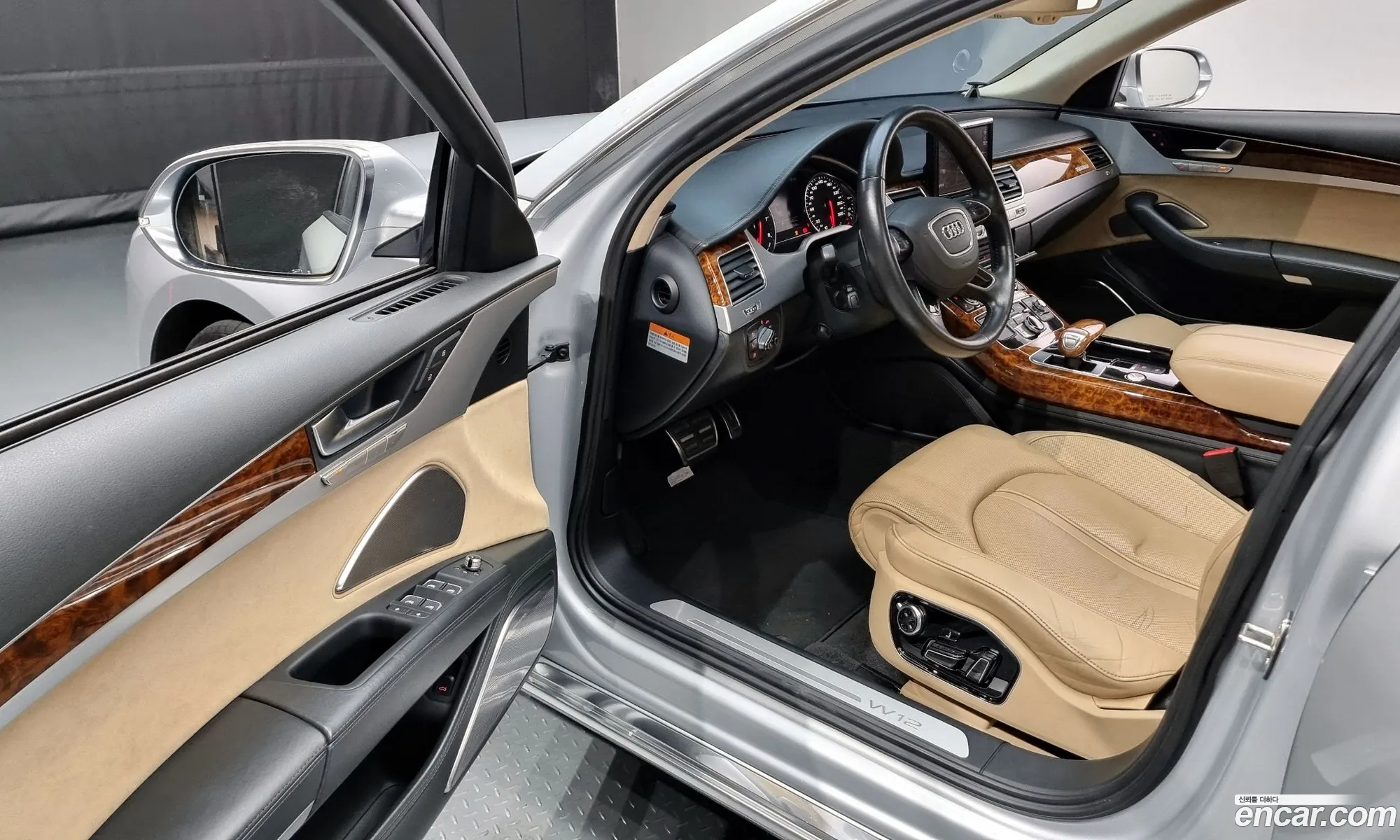 Audi A8 2011 WAUZZZ4H3CN012925 — 7