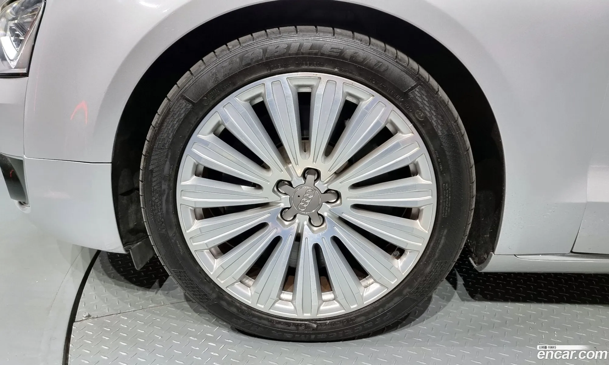 Audi A8 2011 WAUZZZ4H3CN012925 — 16