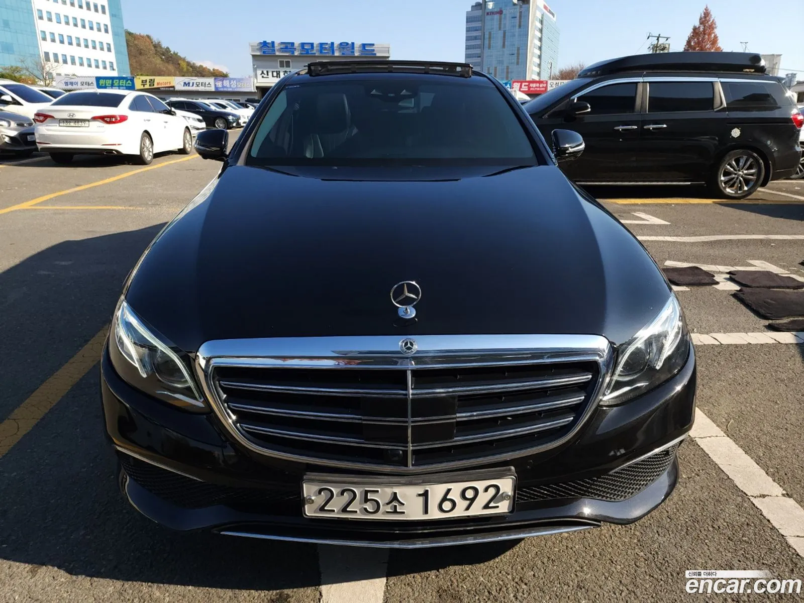 Mercedes-Benz E-Class W213 2020 — 19