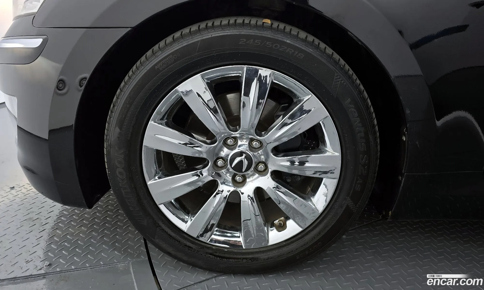 Hyundai Equus 2009 — 11