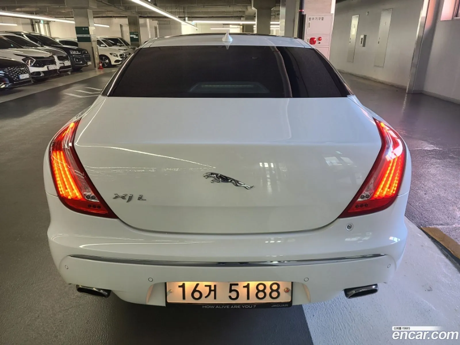 Jaguar XJ 2013 — 8