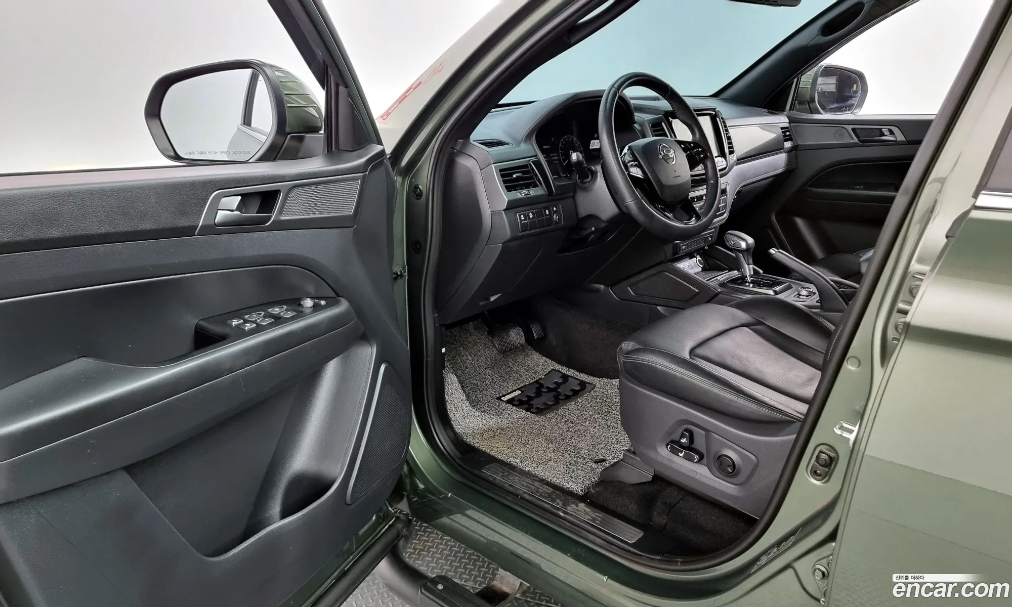 KG Mobility (SsangYong) Rexton Sports Khan 2023 — 20