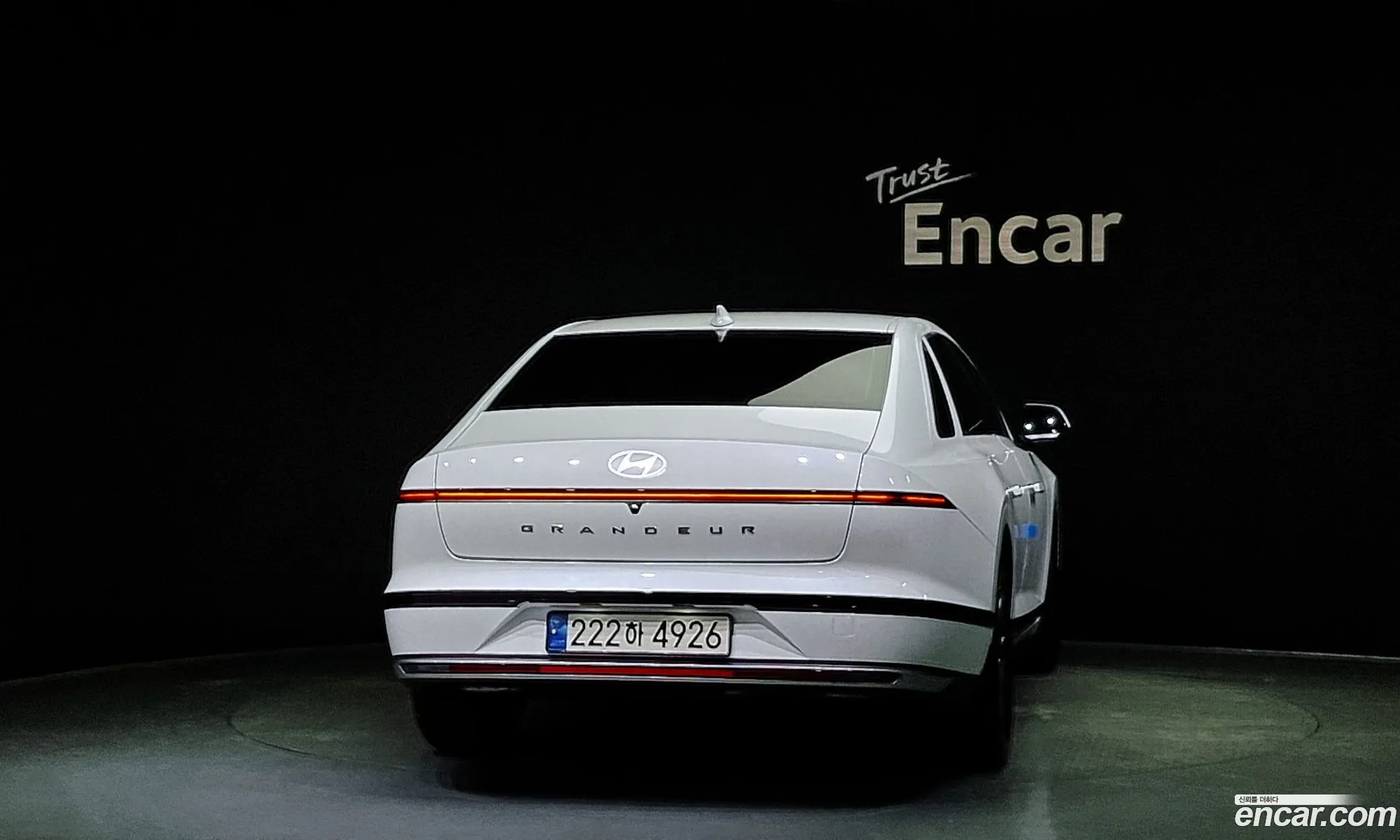 Hyundai Grandeur Hybrid 2023 — 15