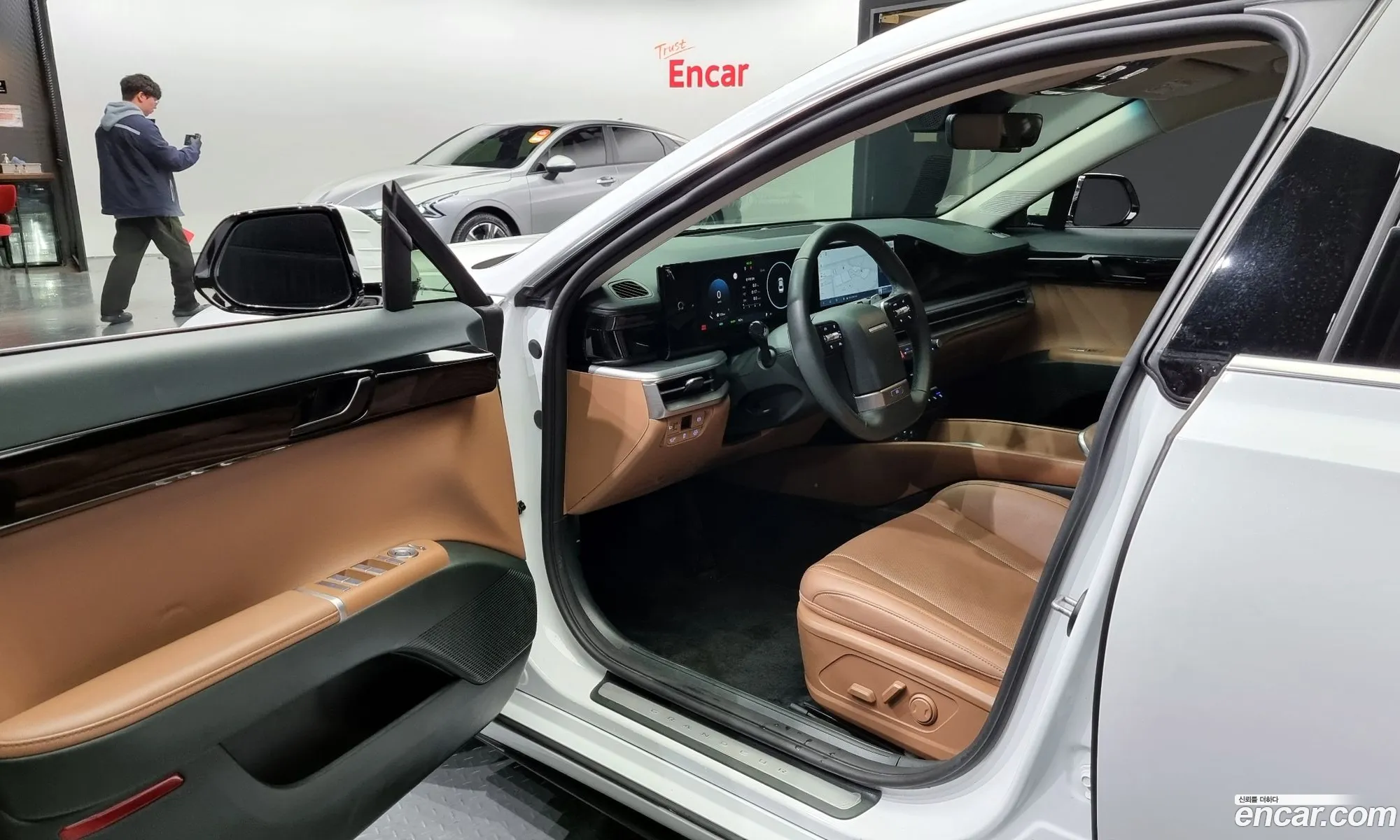 Hyundai Grandeur Hybrid 2023 — 5