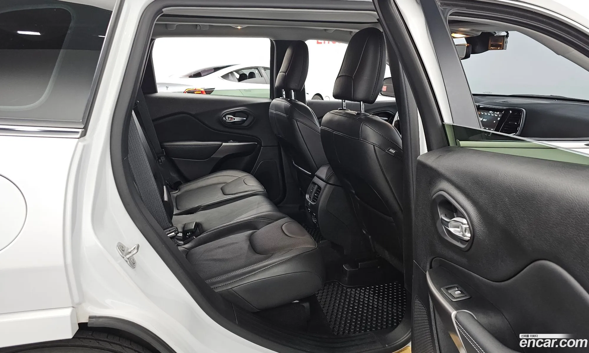 Jeep Cherokee 2021 1C4PJMJX8MD223352 — 7