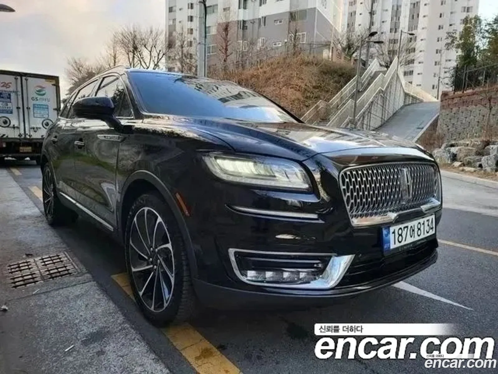 Lincoln Nautilus 2020 — 17