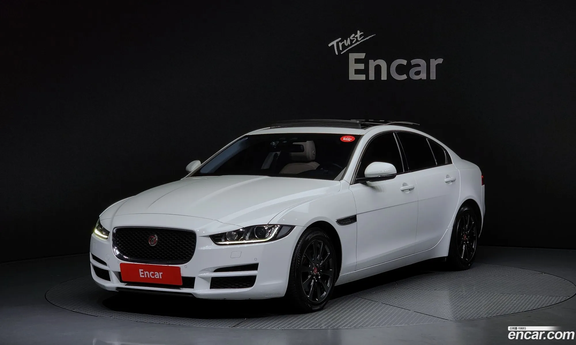 Jaguar XE 2016 SAJAB4BN2GA929157 — 9