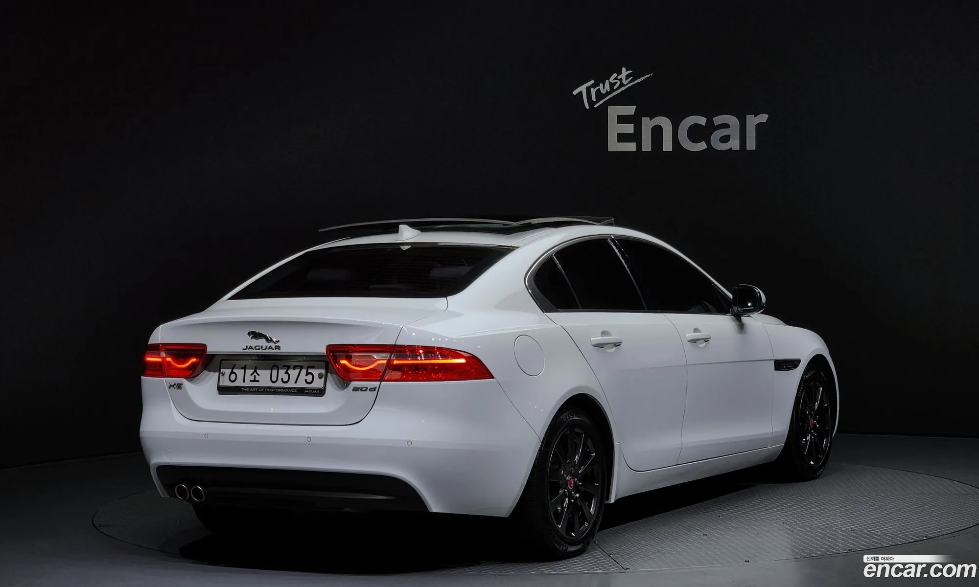 Jaguar XE 2016 SAJAB4BN2GA929157 — 7