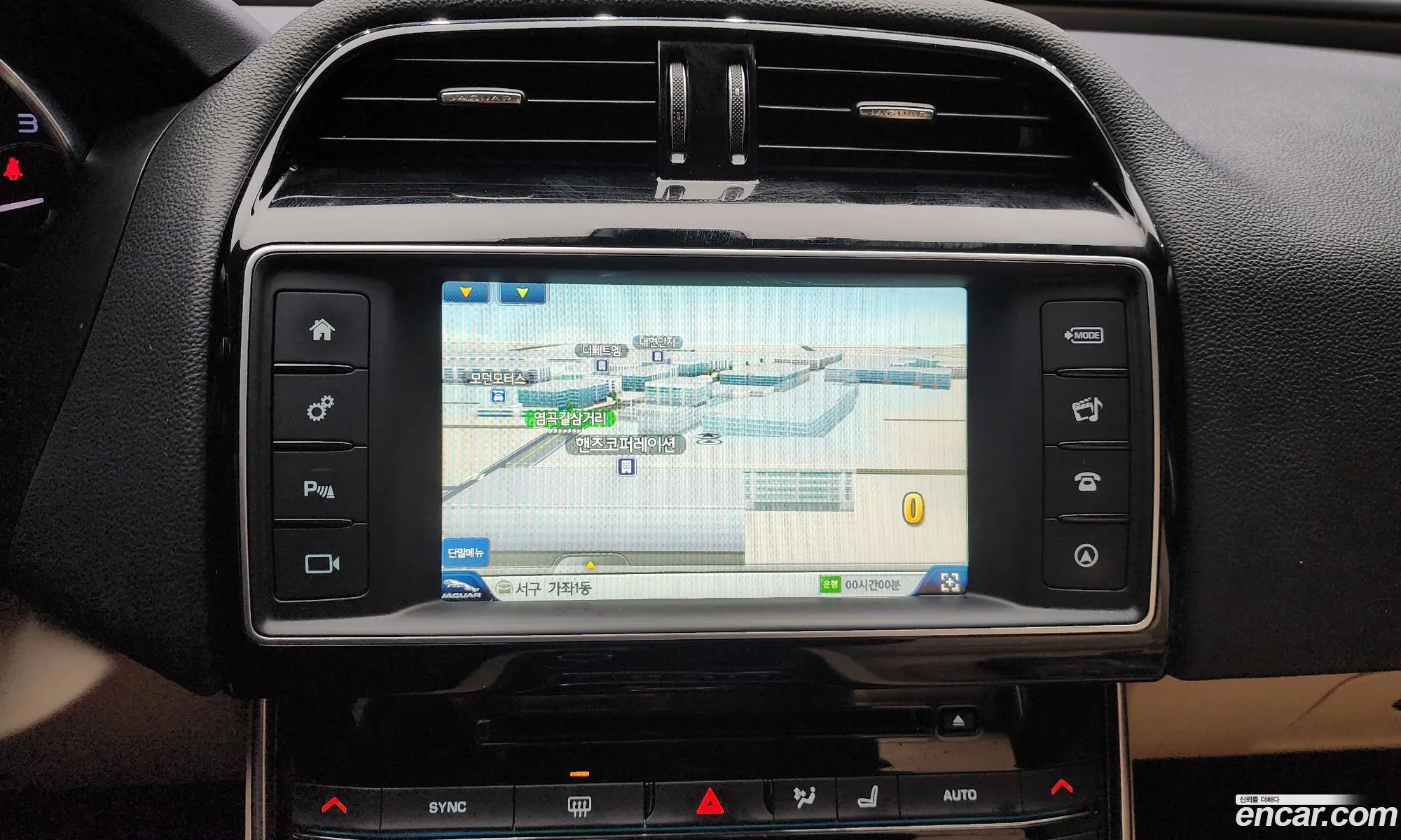 Jaguar XE 2016 SAJAB4BN2GA929157 — 3