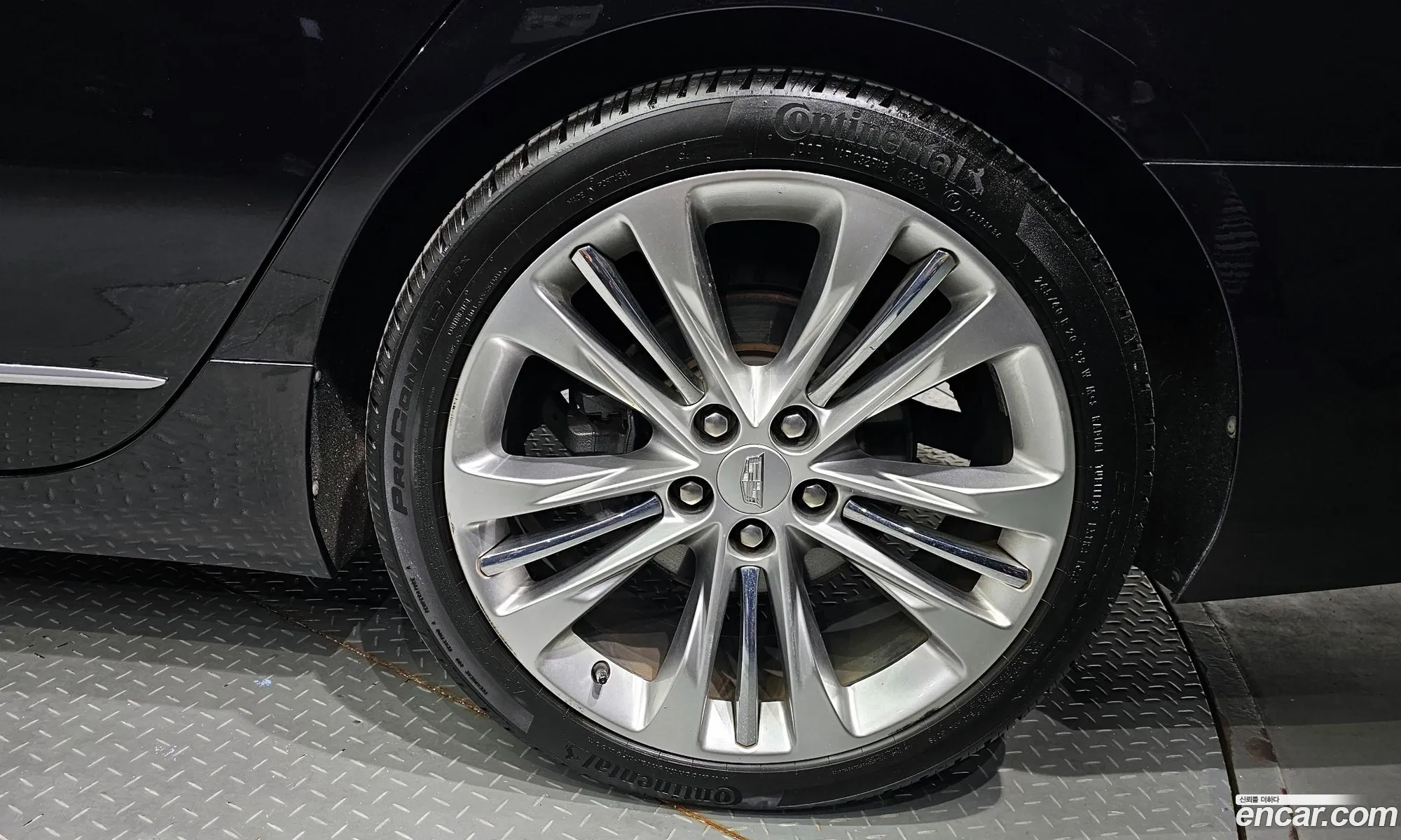 Cadillac CT6 2018 — 15