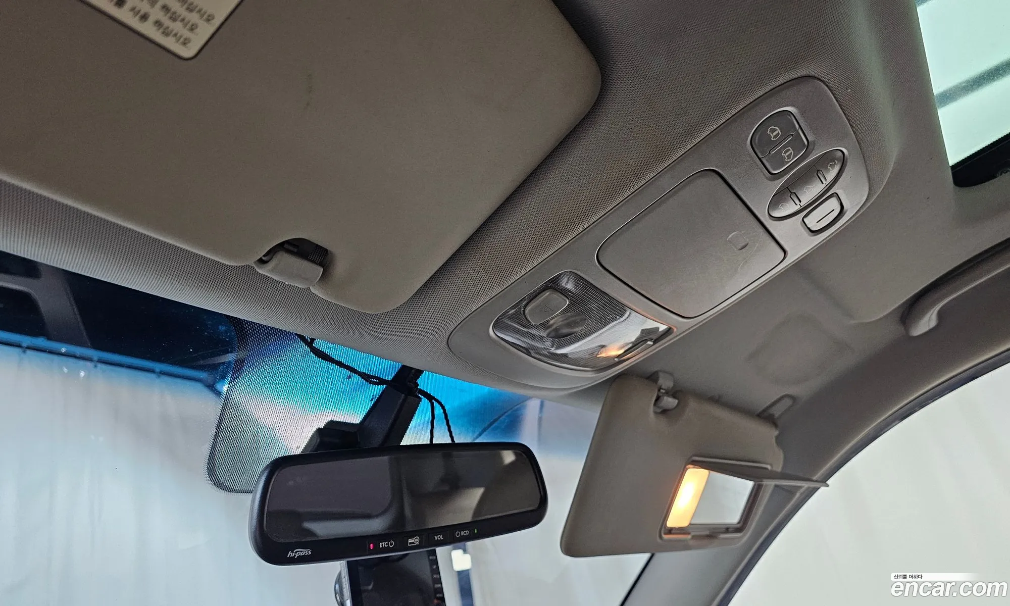 Kia Carnival R 2014 — 17