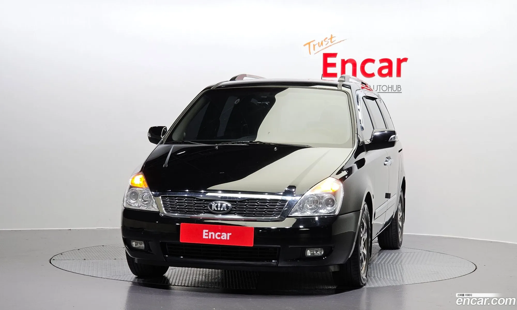 Kia Carnival R 2014 — 13