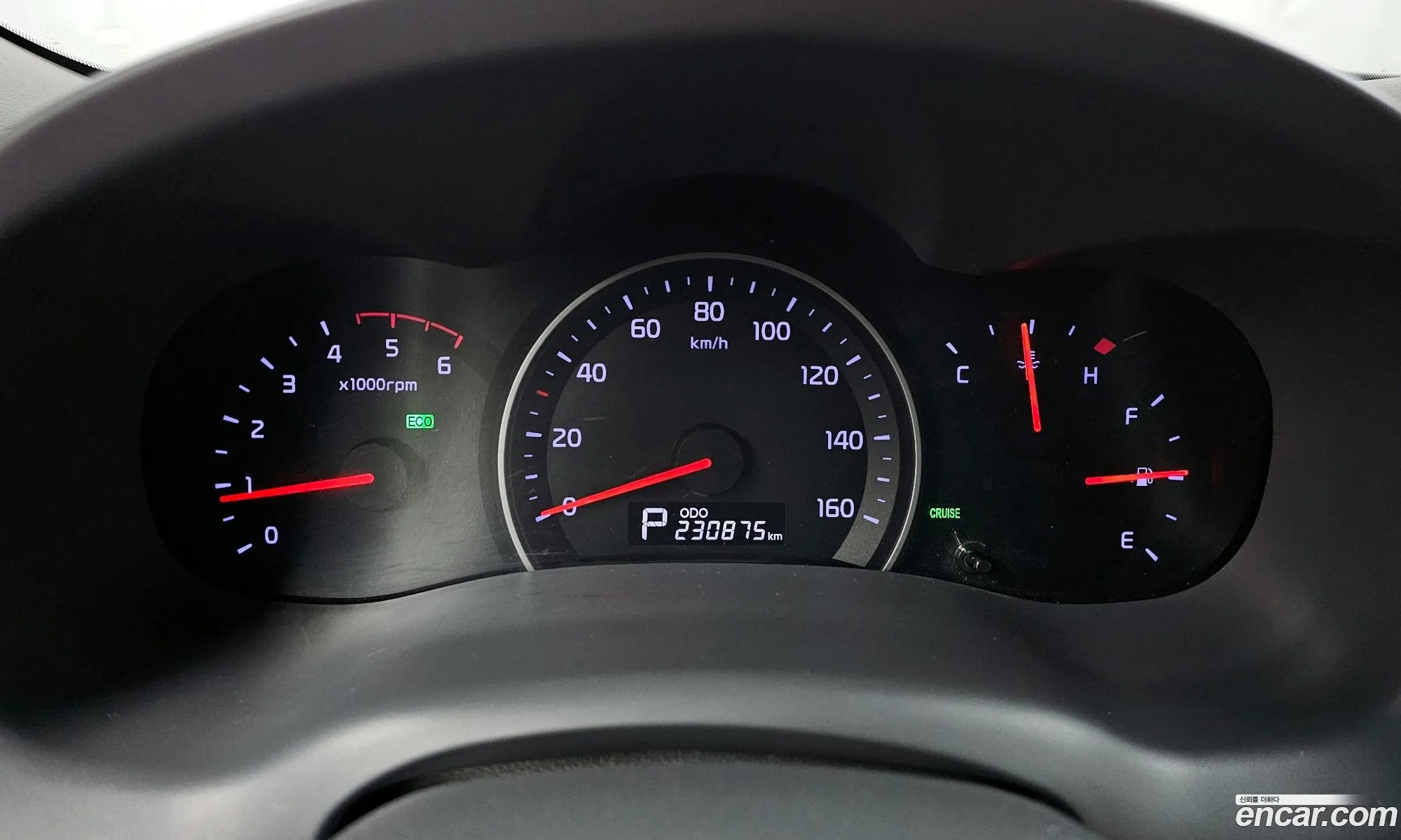 Kia Carnival R 2014 — 11