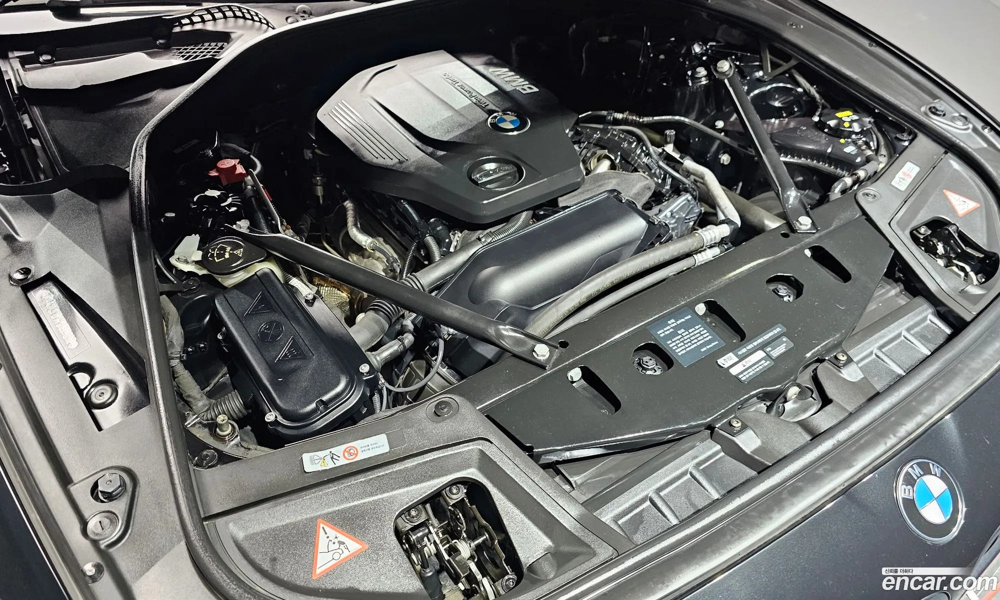 BMW 5 Series 2014 WBA5E5107FG056887 — 10