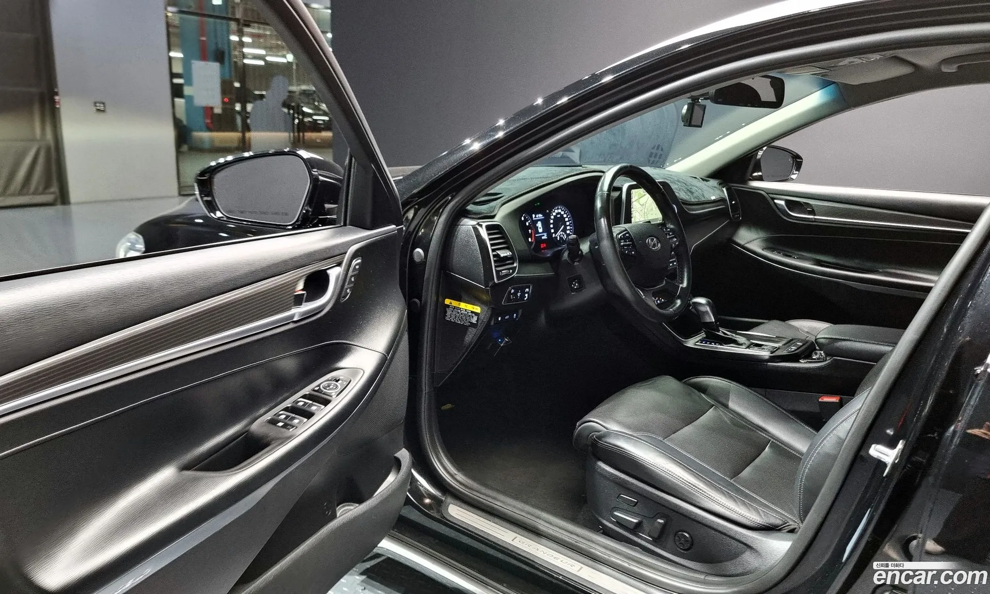 Hyundai Grandeur IG 2016 — 6