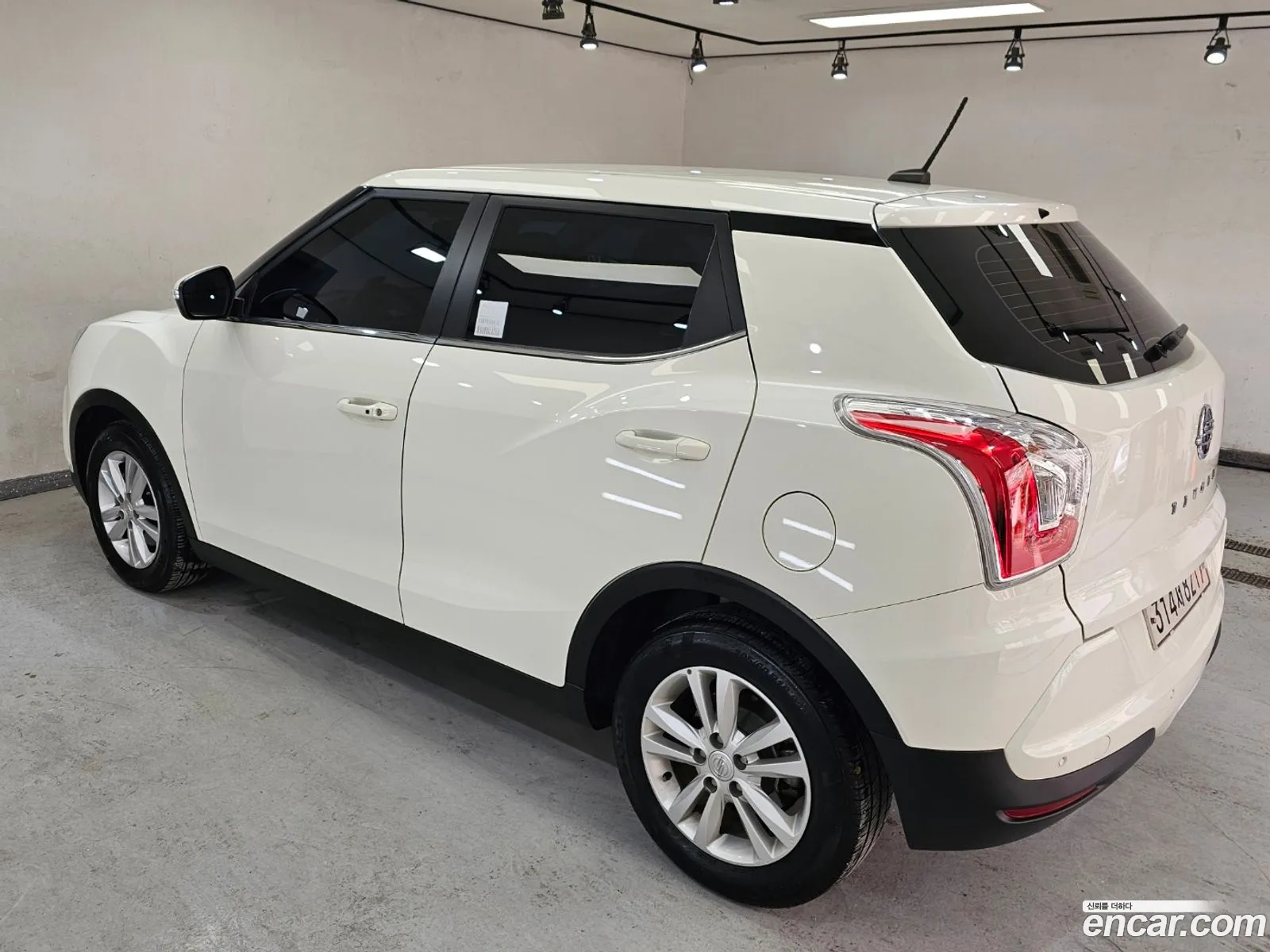 KG Mobility (SsangYong) Tivoli Armour 2017 — 13