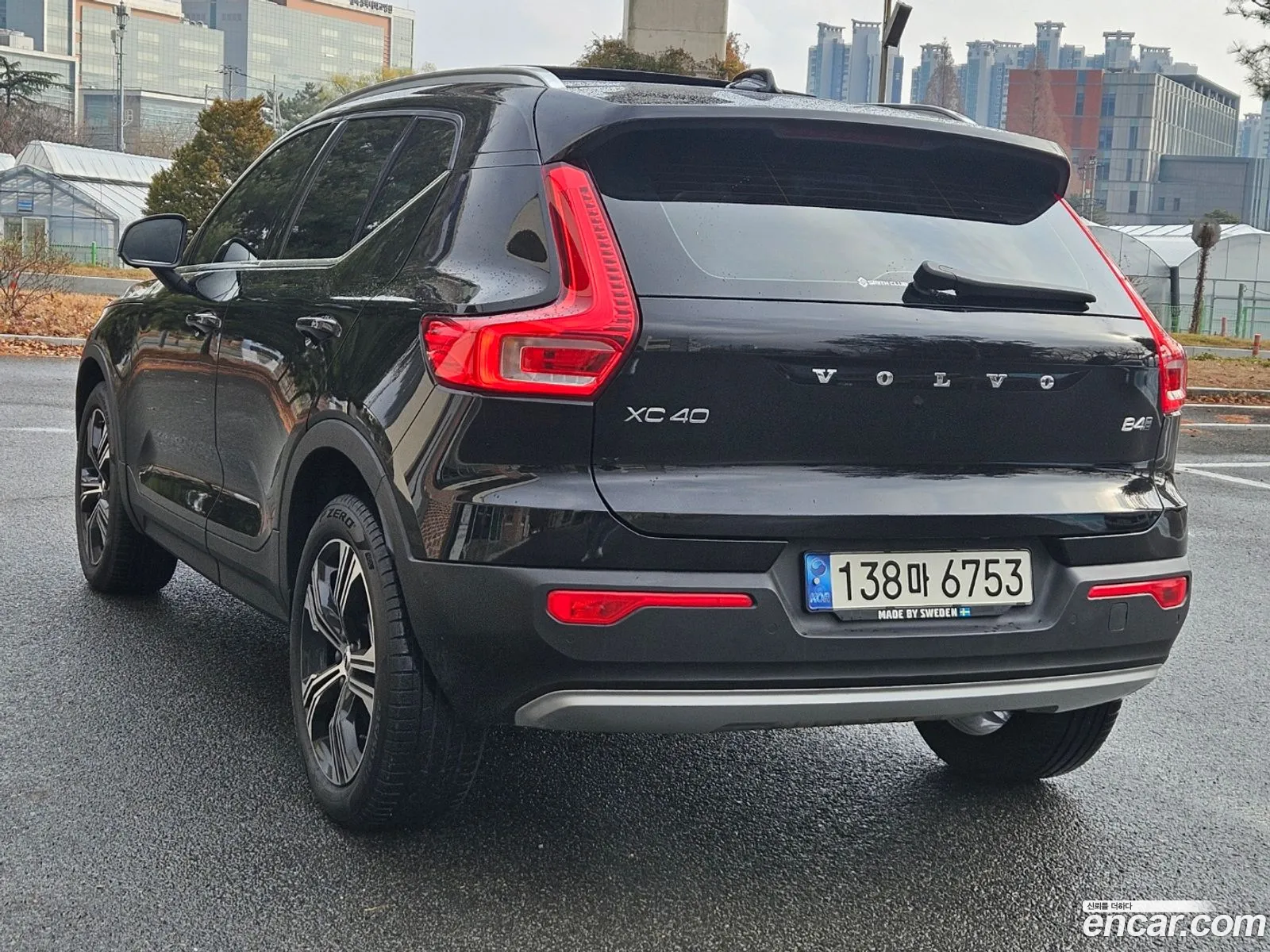 Volvo XC40 2021 — 2