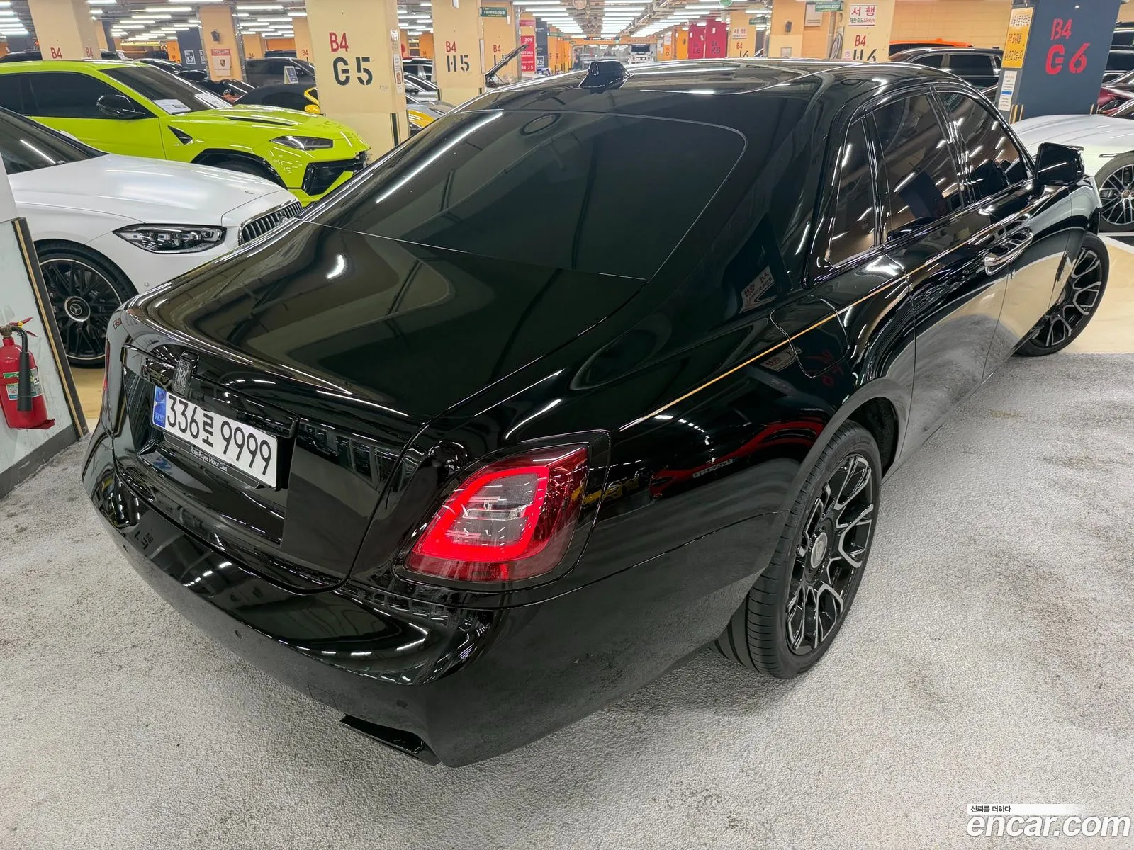 Rolls-Royce Ghost 2021 — 10