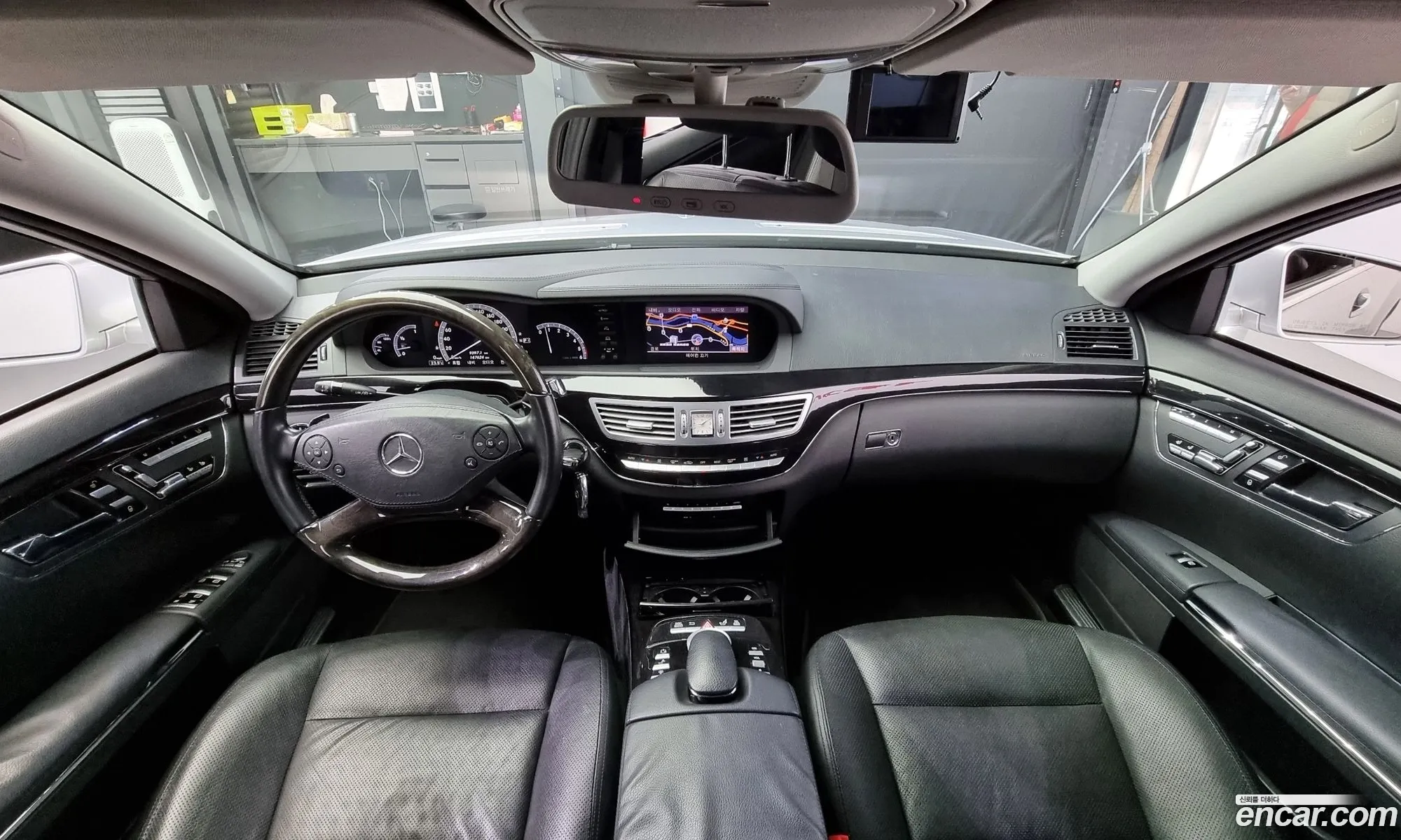Mercedes-Benz S-Class W221 2012 — 18