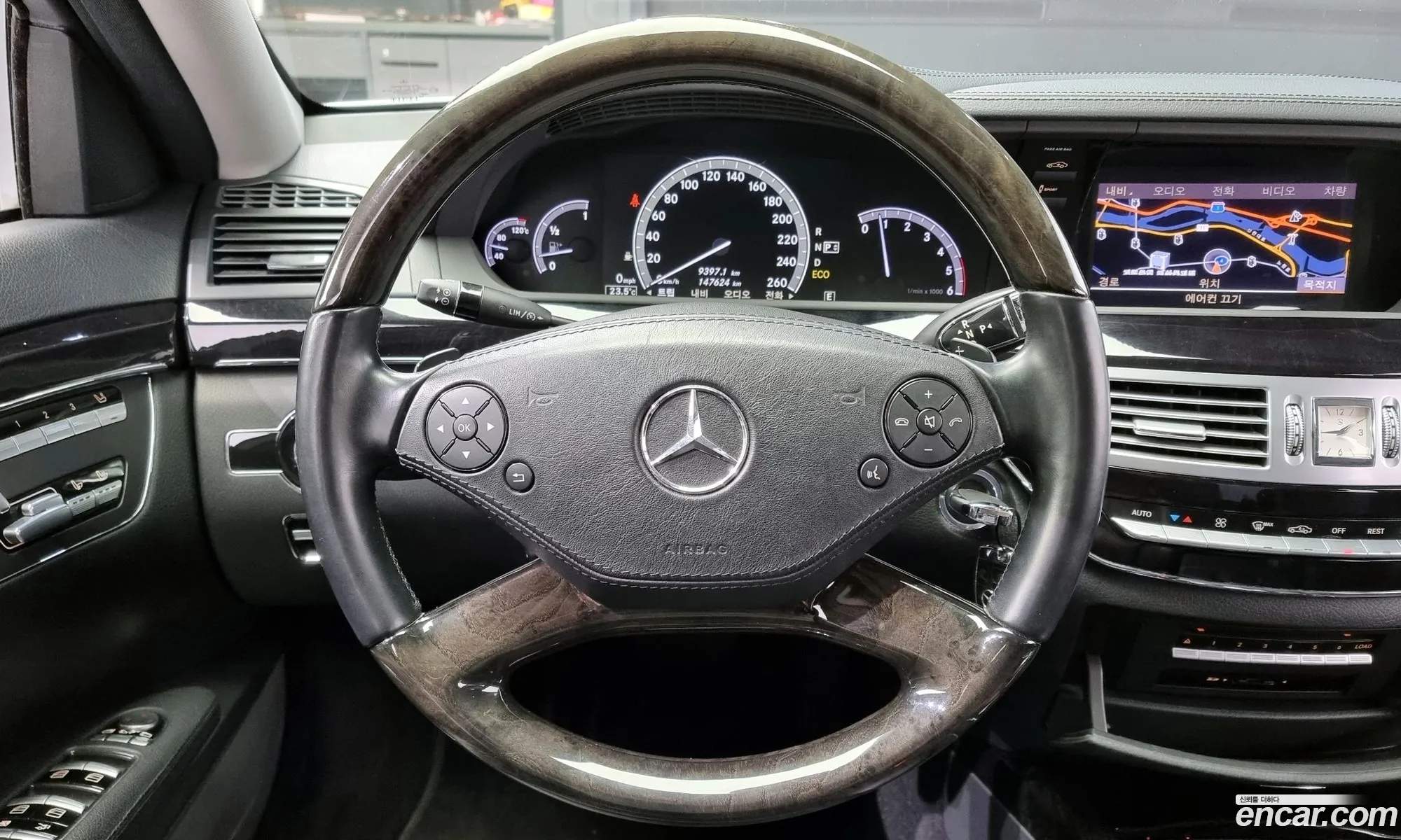 Mercedes-Benz S-Class W221 2012 — 13
