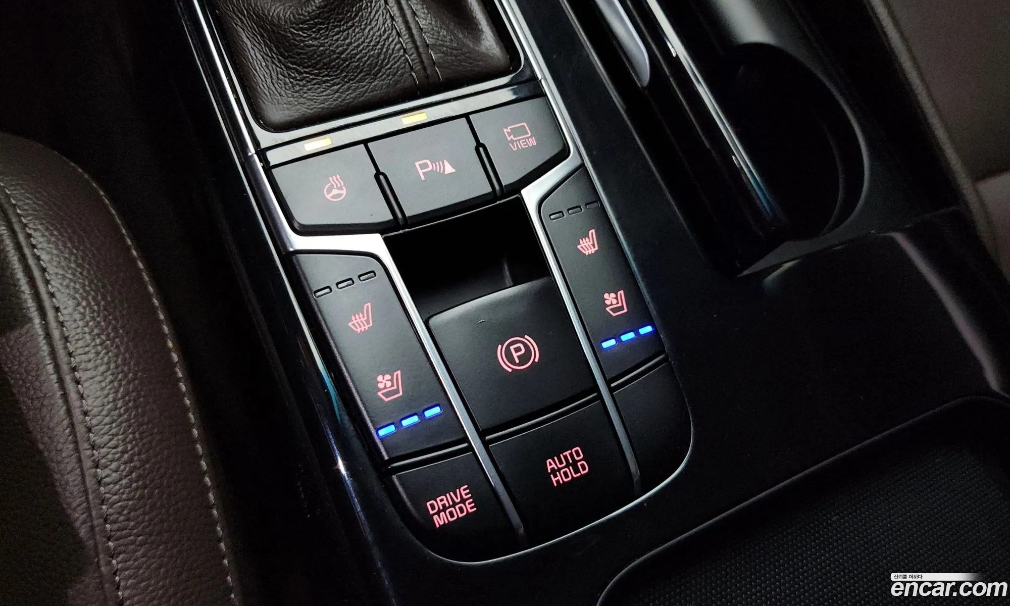 Kia K7 2019 — 10