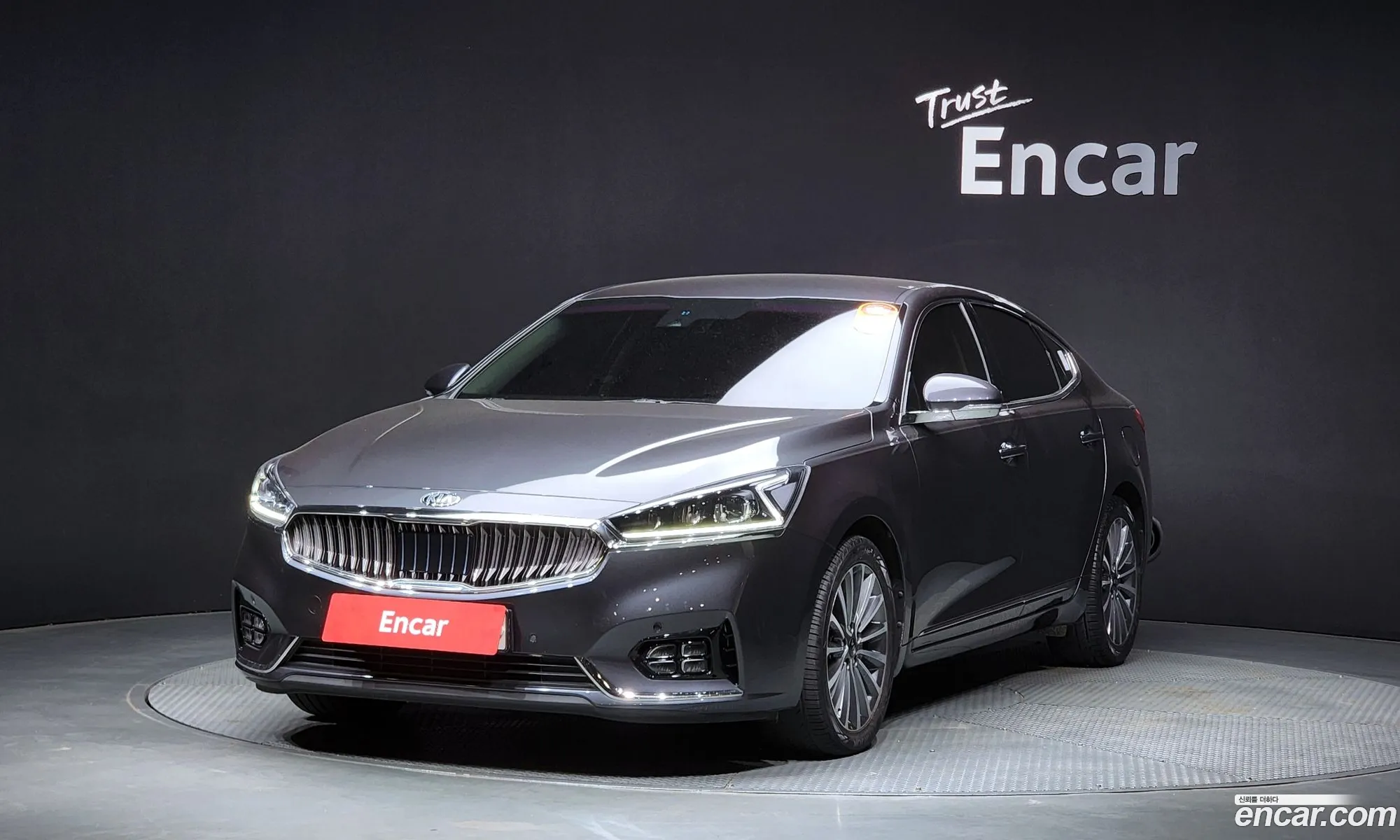 Kia K7 2019 — 3