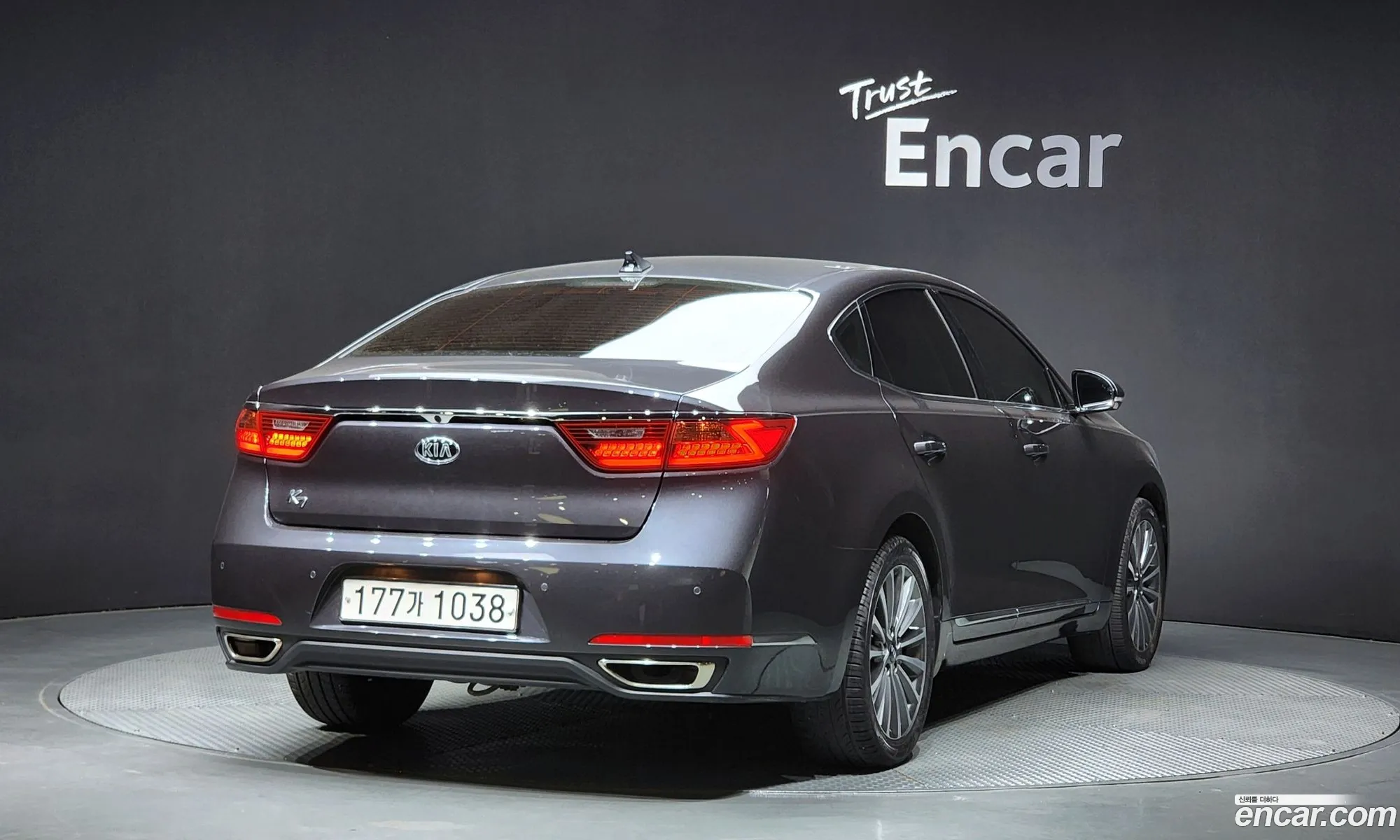 Kia K7 2019 — 9