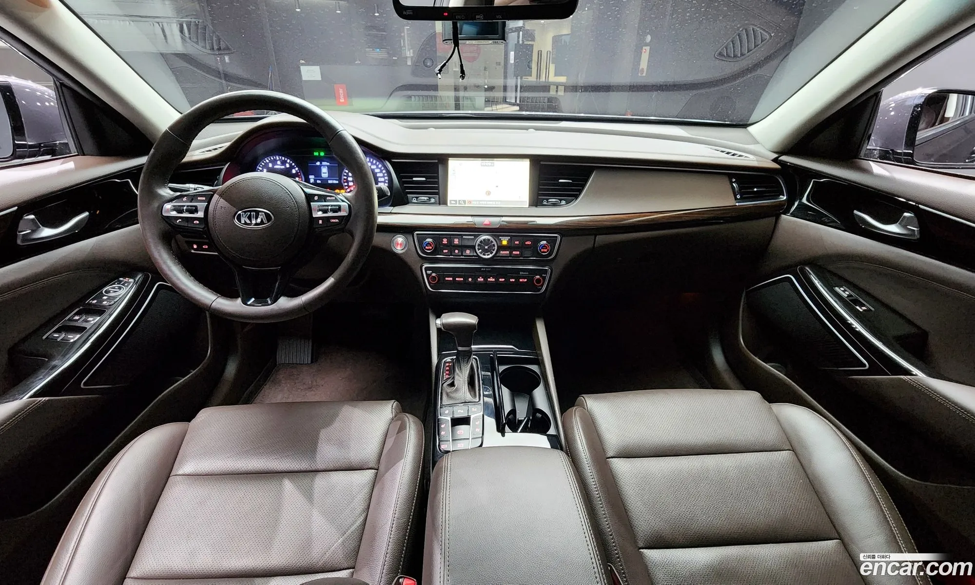 Kia K7 2019 — 20