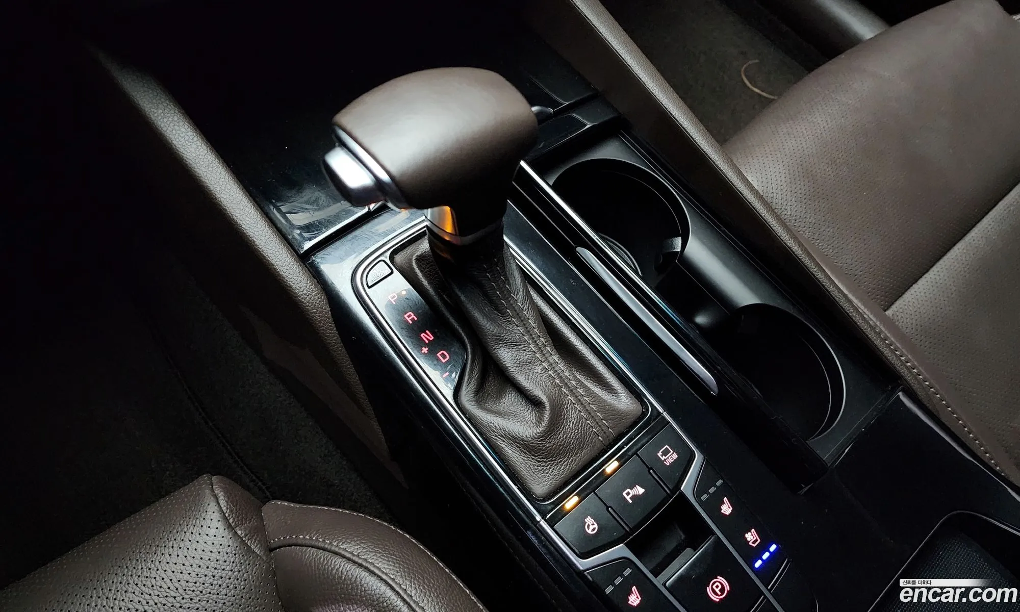 Kia K7 2019 — 8