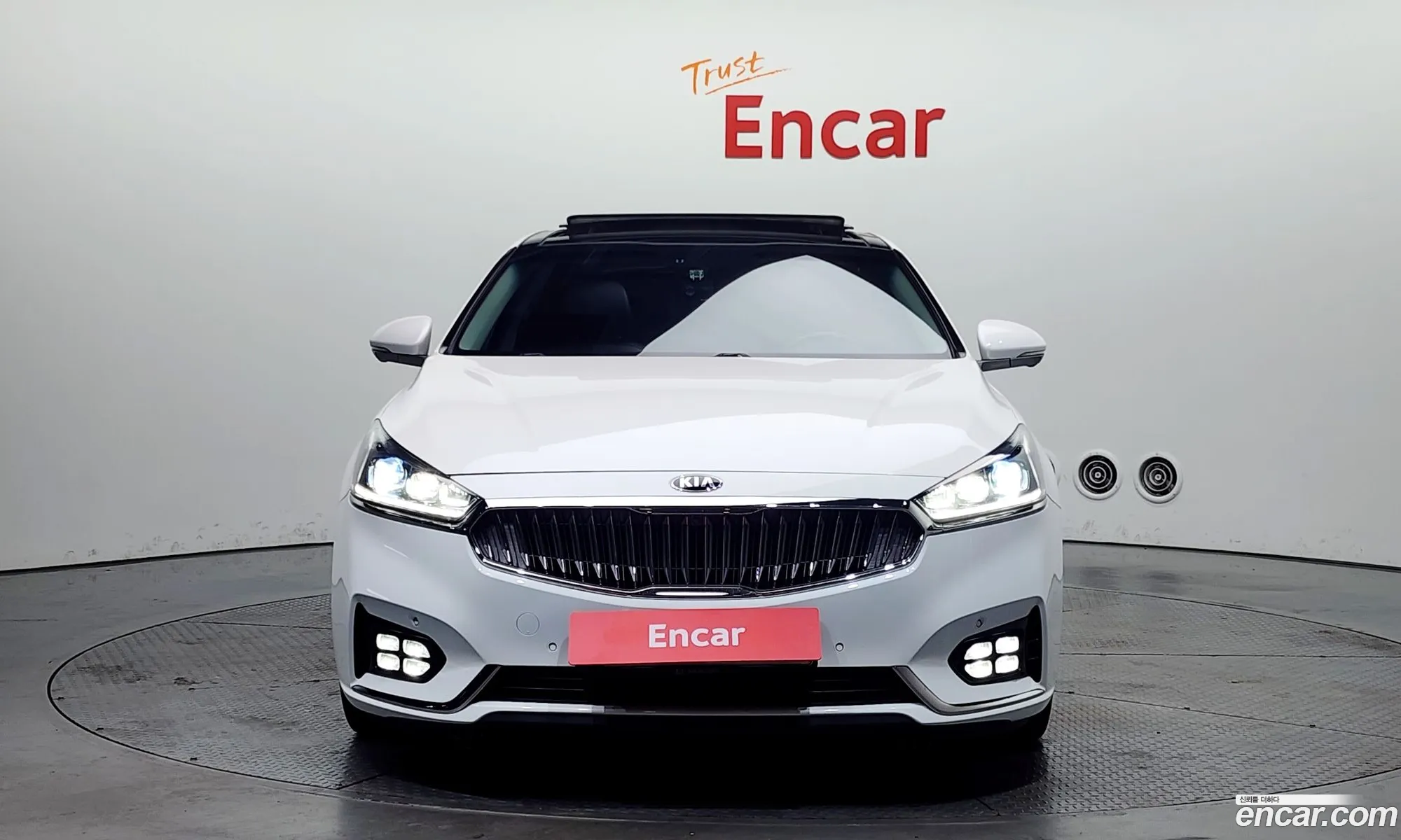 Kia K7 2017 — 8