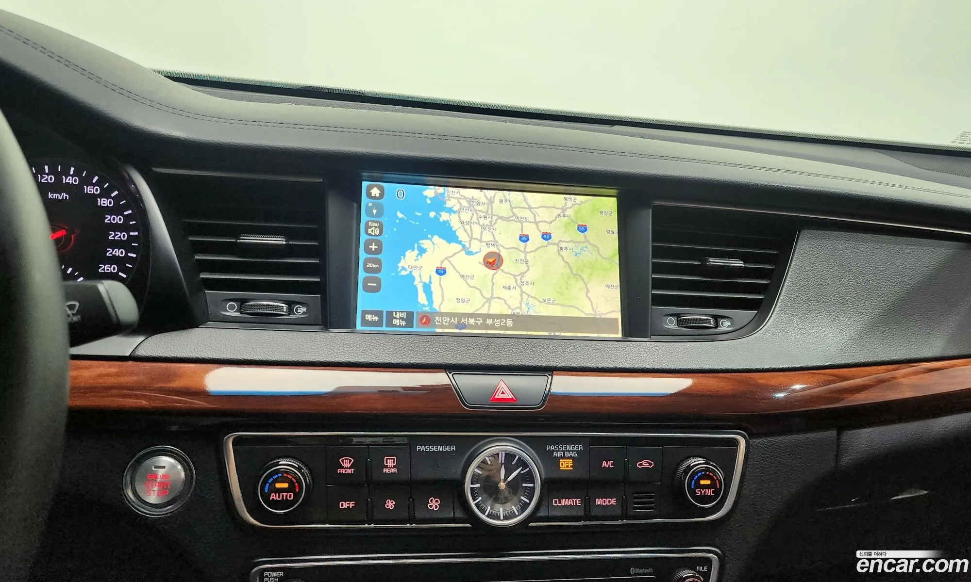 Kia K7 2017 — 18