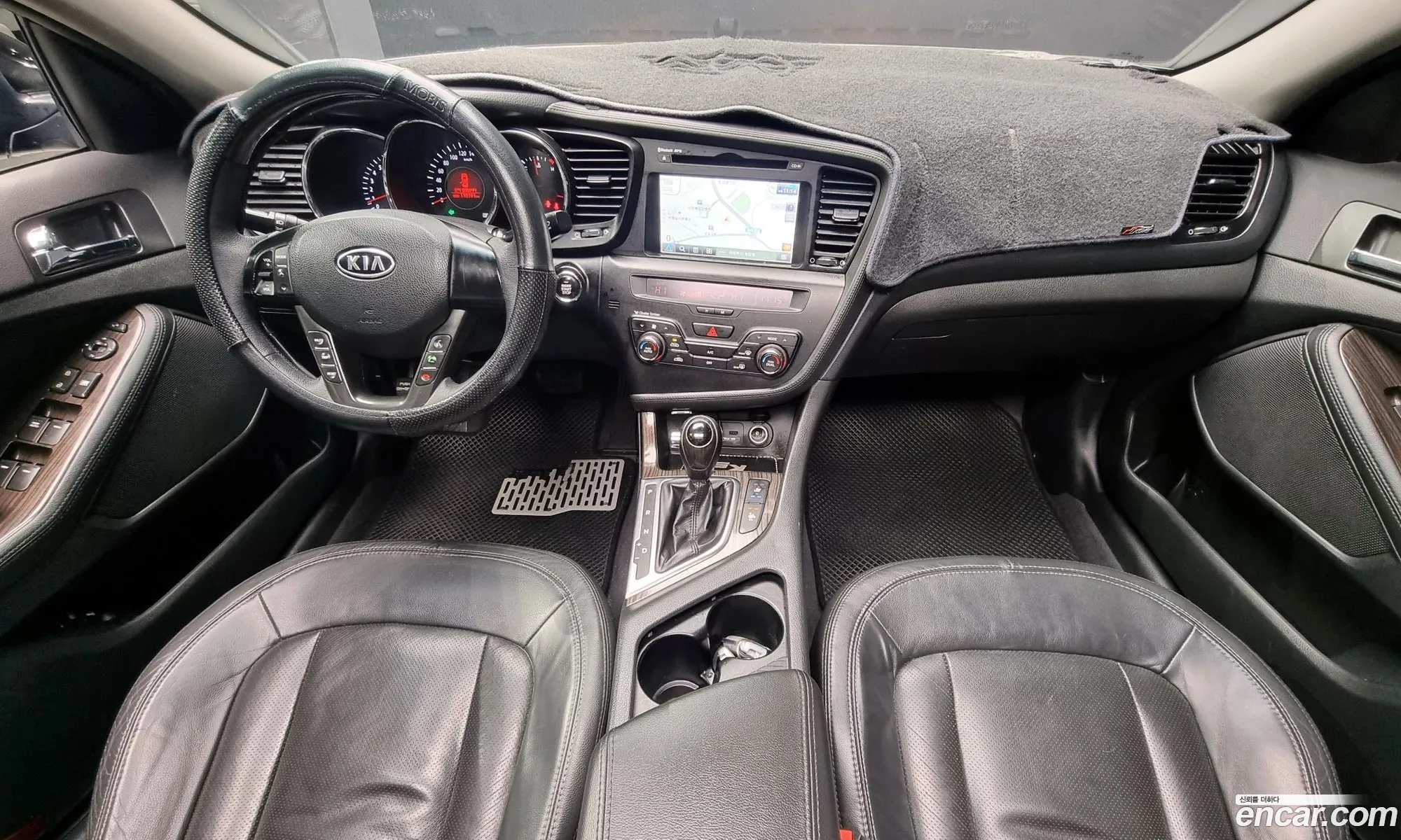 Kia K5 2010 — 18