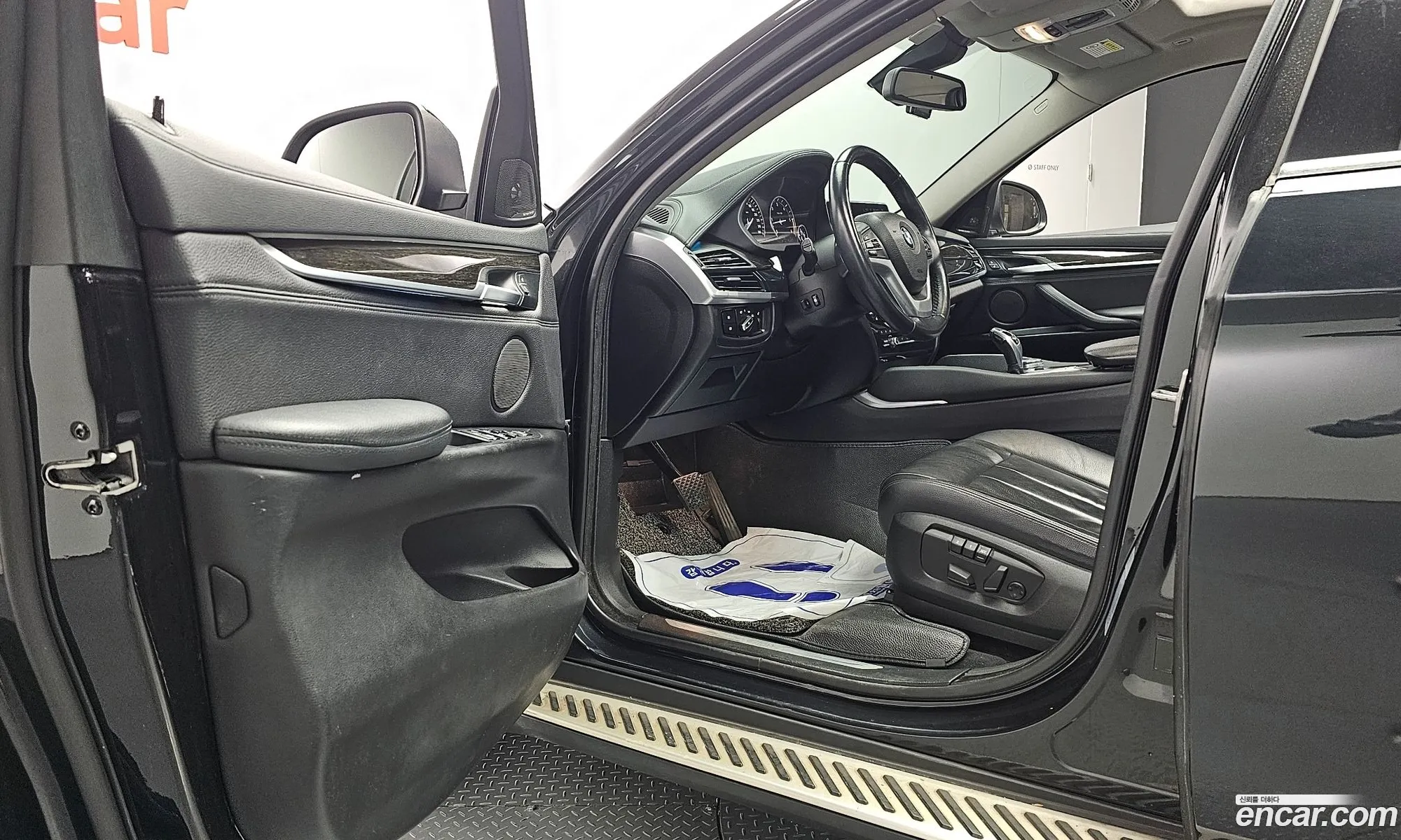 BMW X6 2015 WBAKV2103F0N19974 — 17