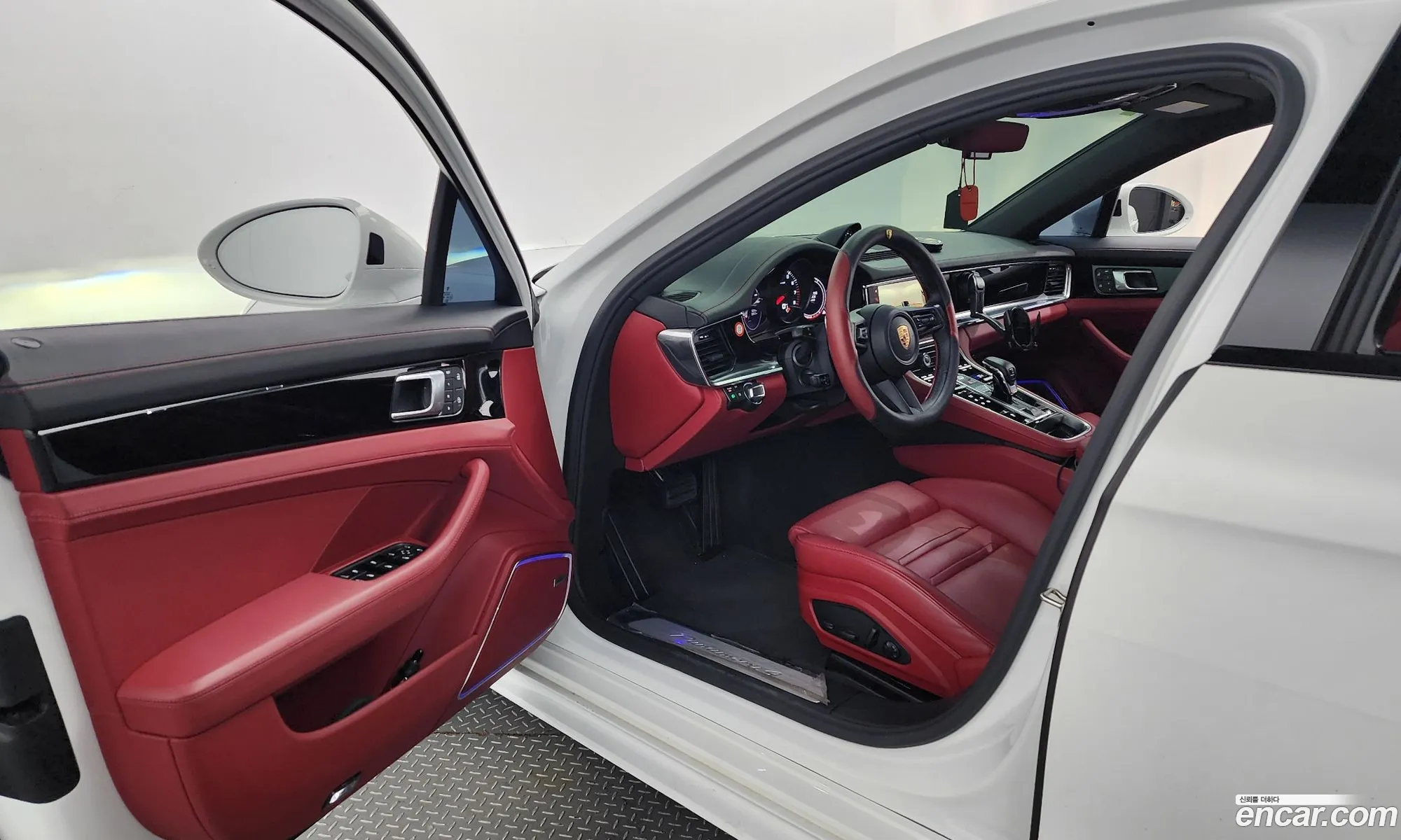 Porsche Panamera 2023 WP0AJ2974PL109227 — 18