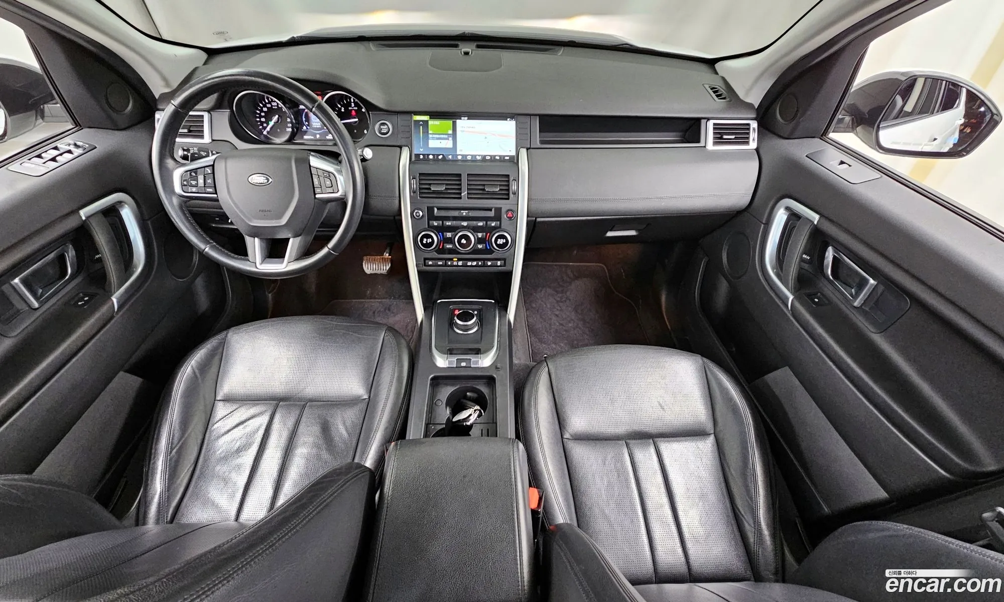 Land Rover Discovery Sport 2018 — 10