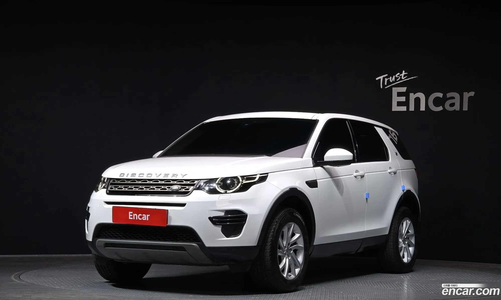 Land Rover Discovery Sport 2018 — 16