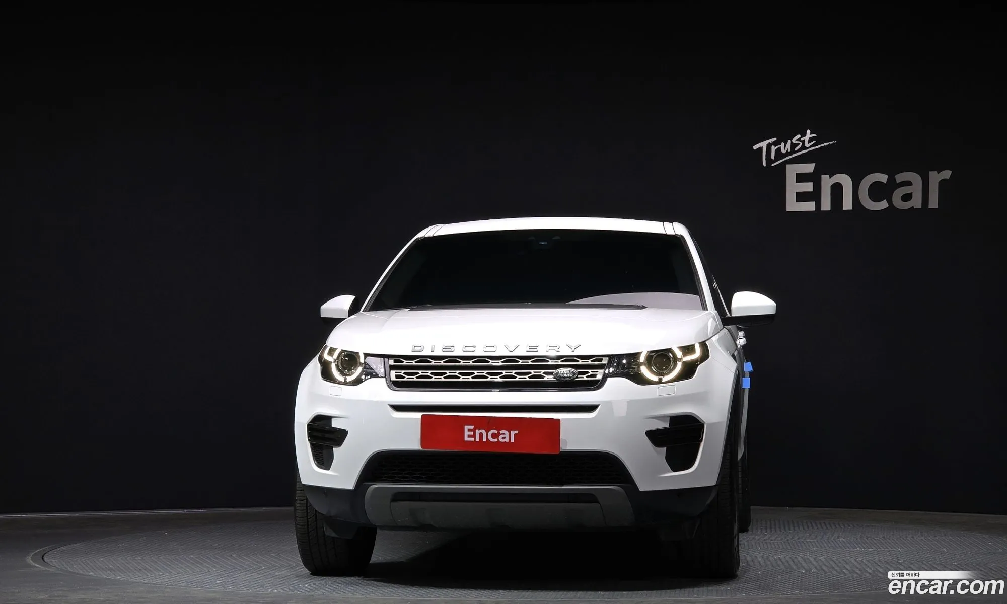 Land Rover Discovery Sport 2018 — 14