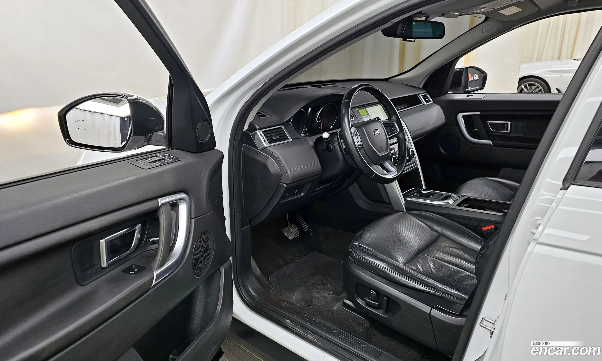 Land Rover Discovery Sport 2018 — 19